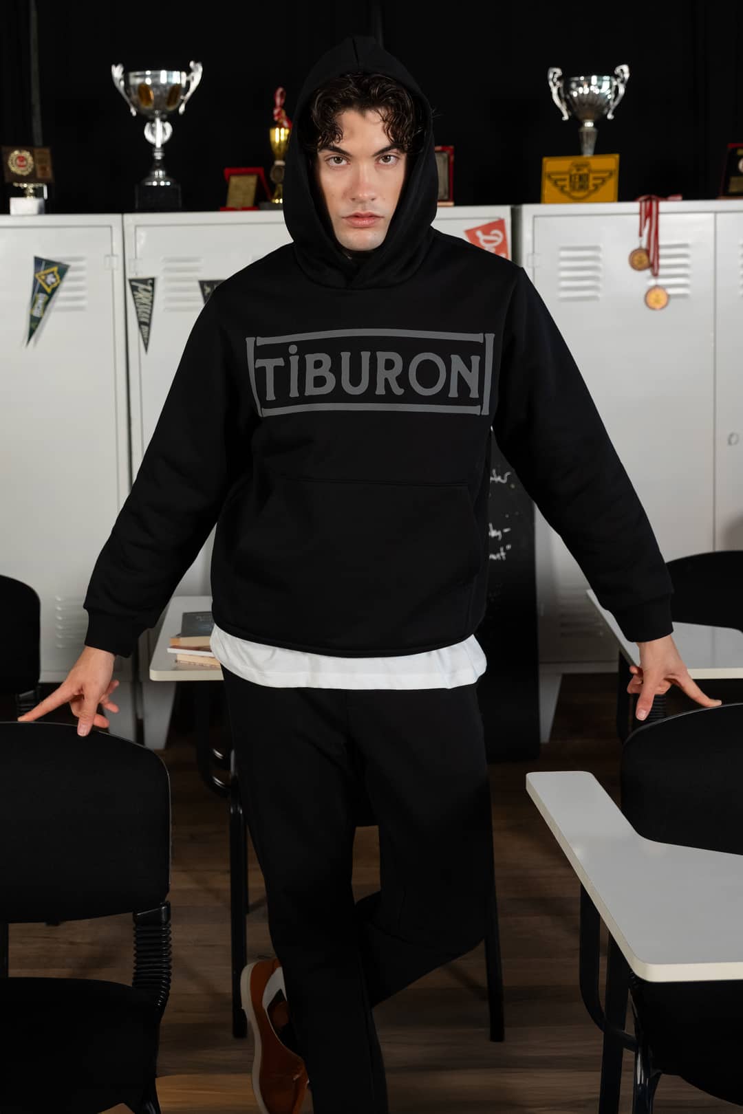 Tiburon Baskılı Kapüşonlu Siyah Hoodie