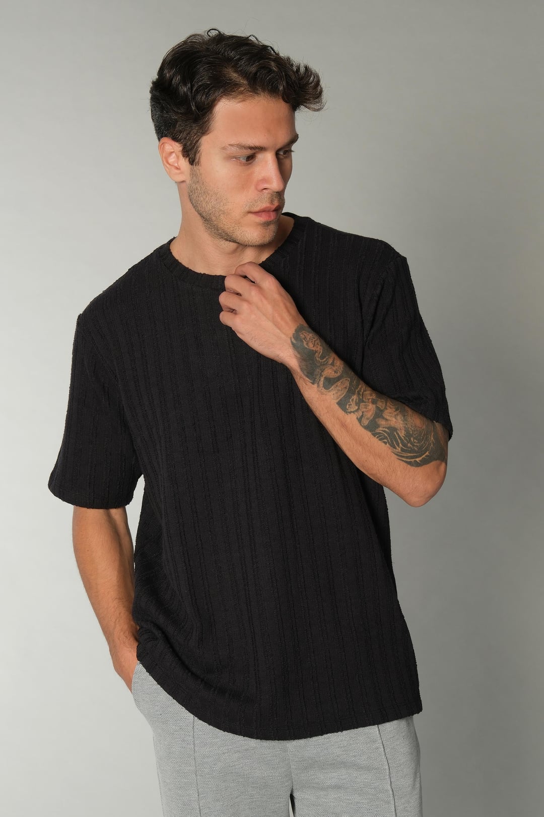 Siyah Dokulu Tshirt