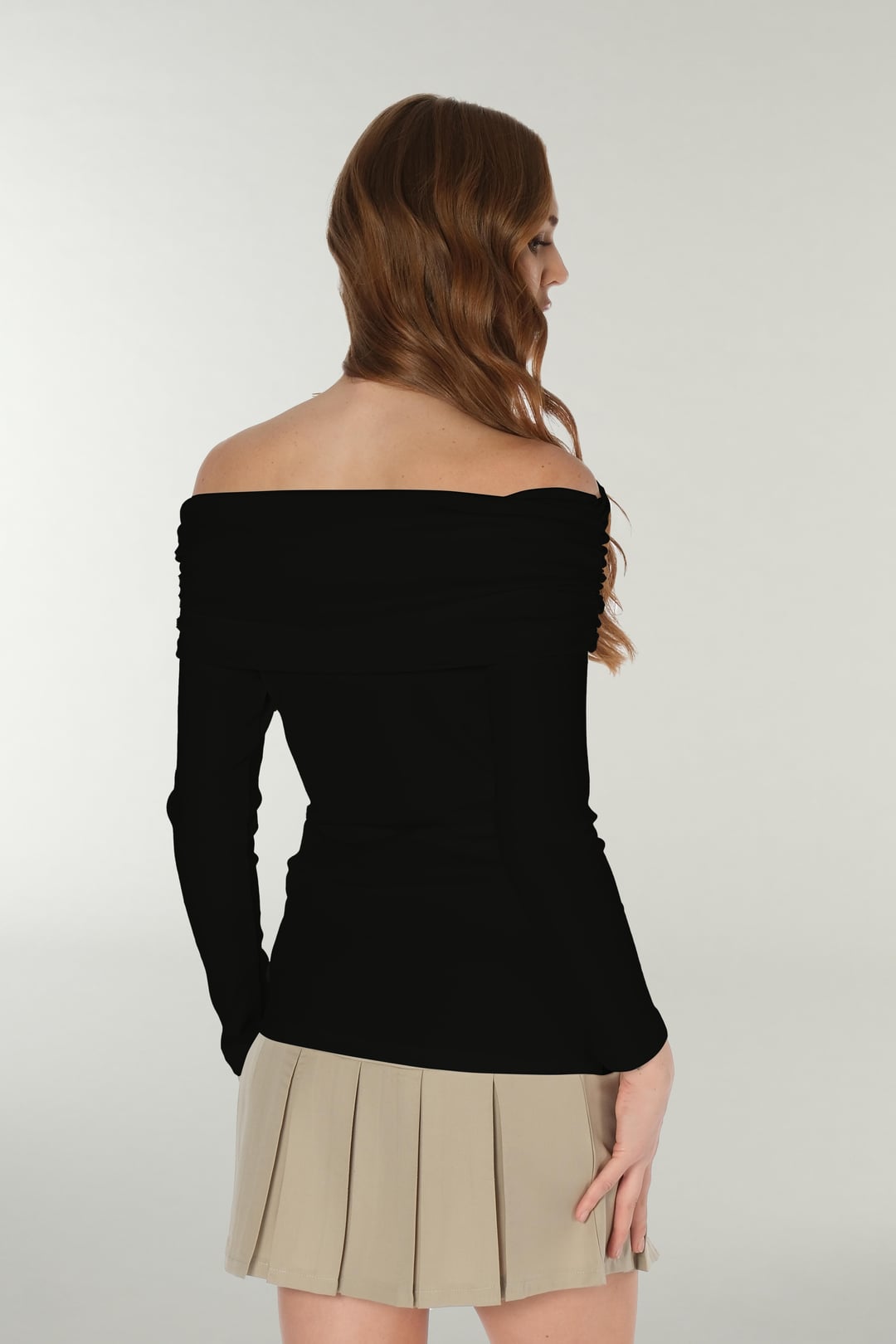 Siyah Açık Omuzlu Body