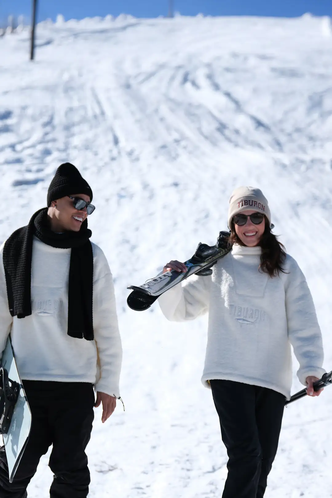 Tiburon Atkı ve Bere