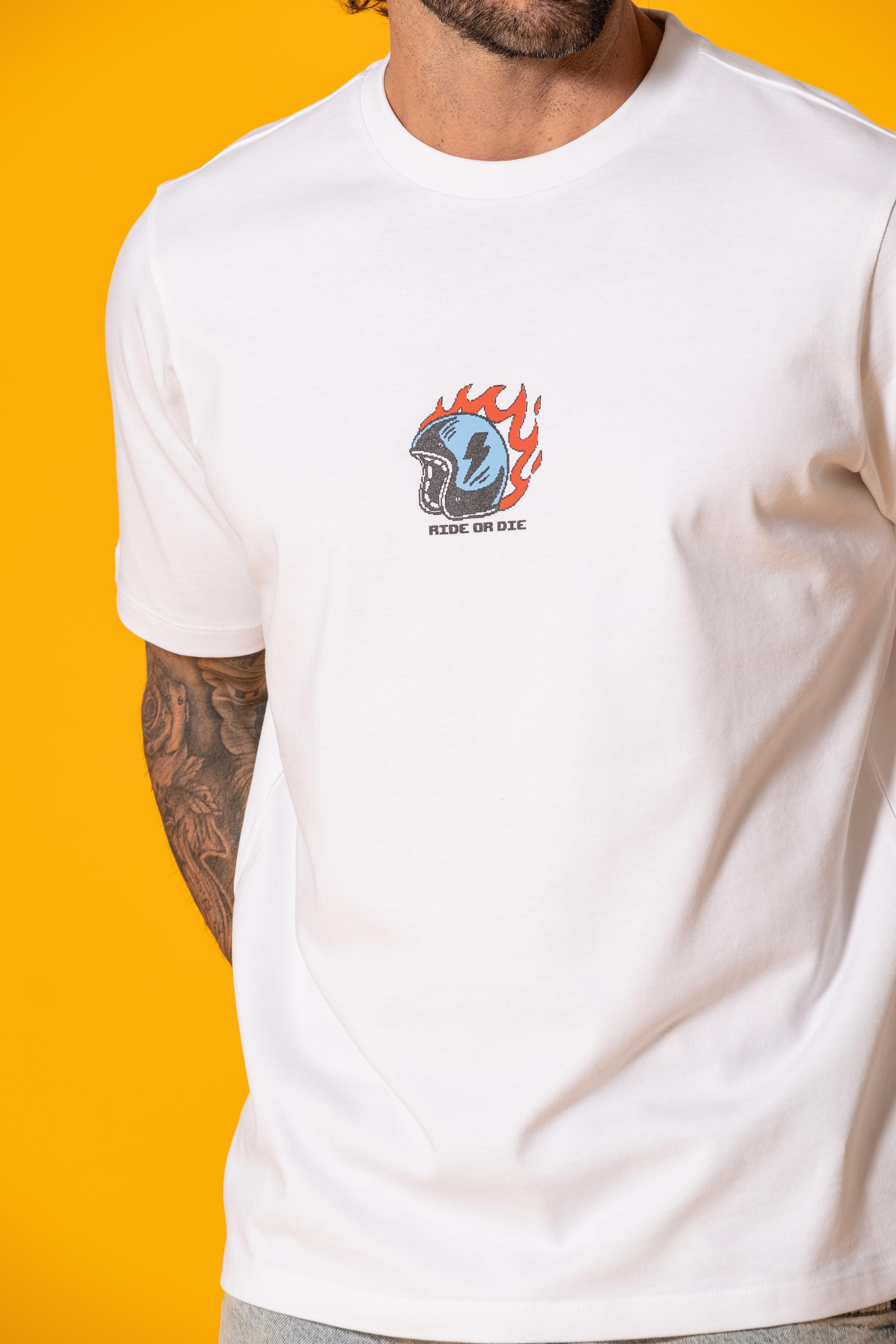 Minimal Oyun Tema Baskılı Beyaz Regular Tişört