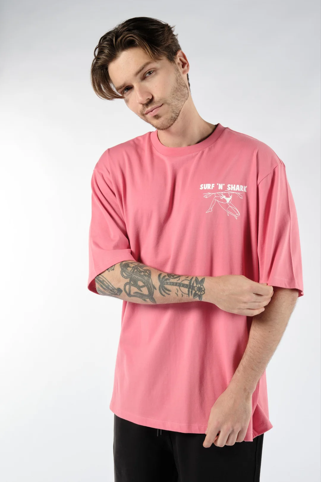 Köpek Balığı Baskılı Erkek Pembe Oversize Tişört