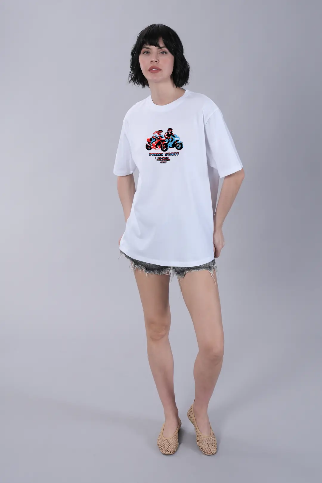Motor Oyun Tema Baskılı Beyaz Kadın Tişört