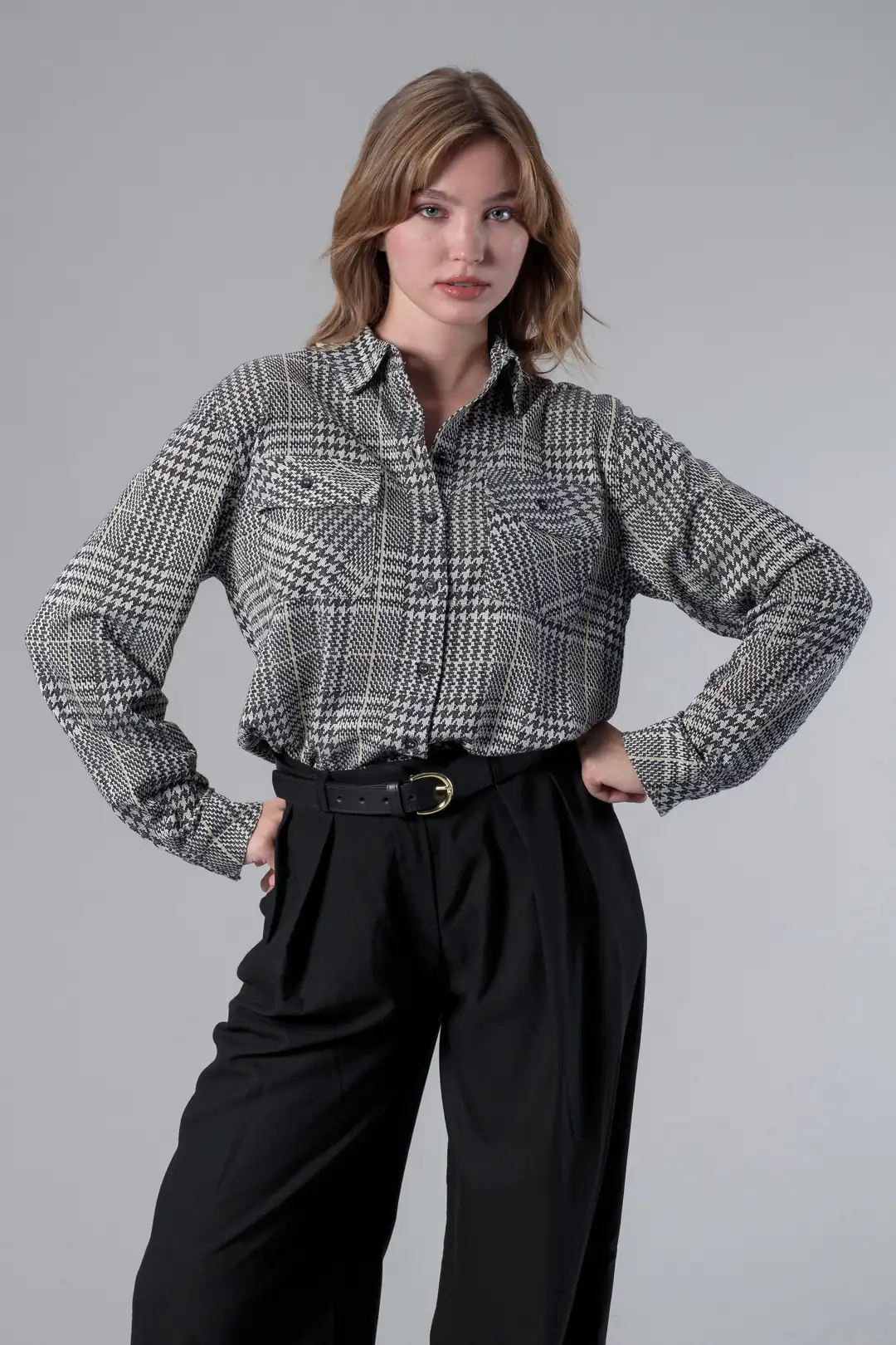 Kazayağı Desenli Gömlek