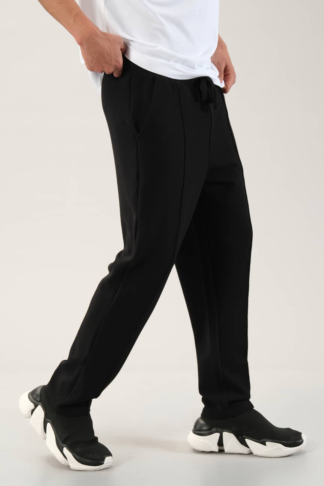 Siyah Dokulu Jogger Pantolon