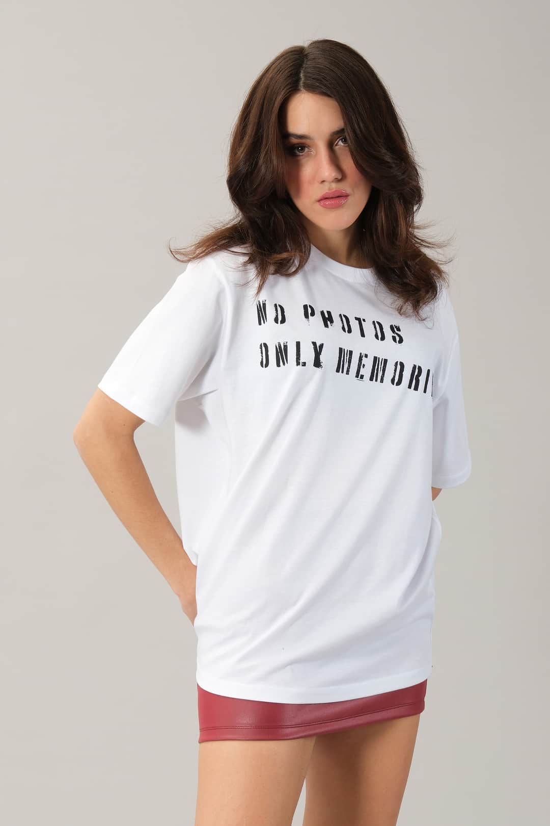 Önü Slogan Baskılı Beyaz Tişört
