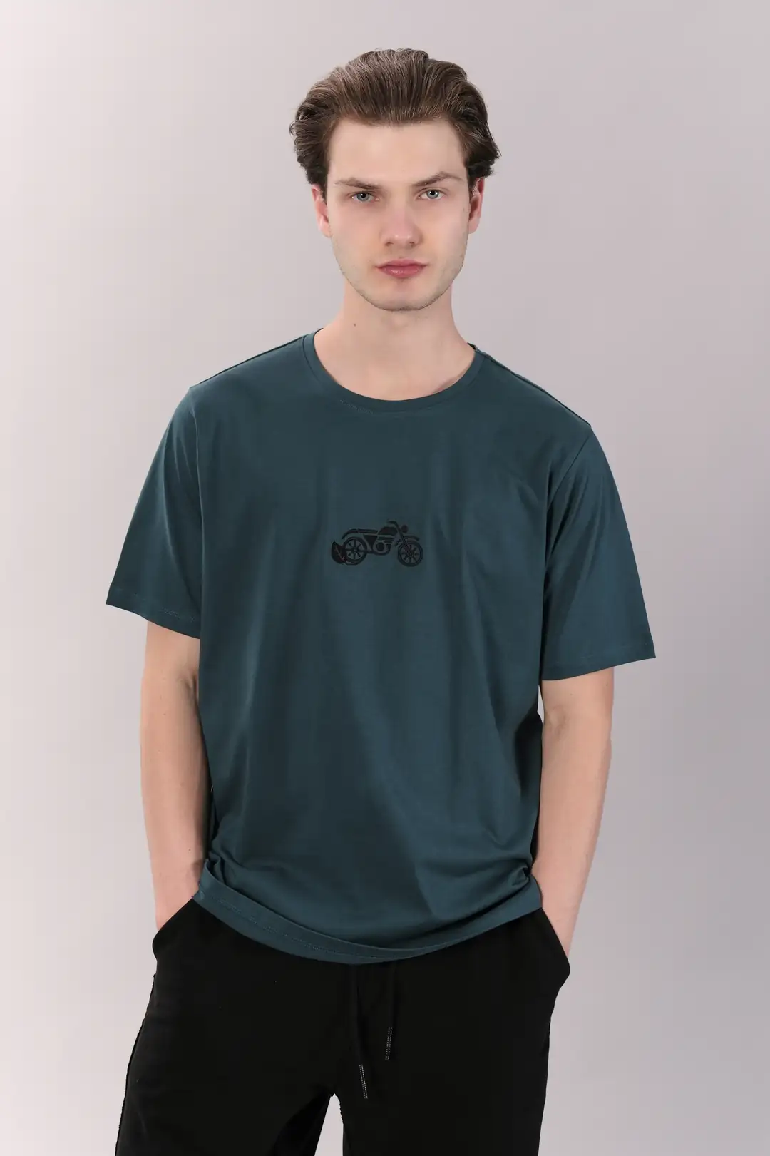 Motor Nakışlı Petrol Yeşili Erkek Tişört