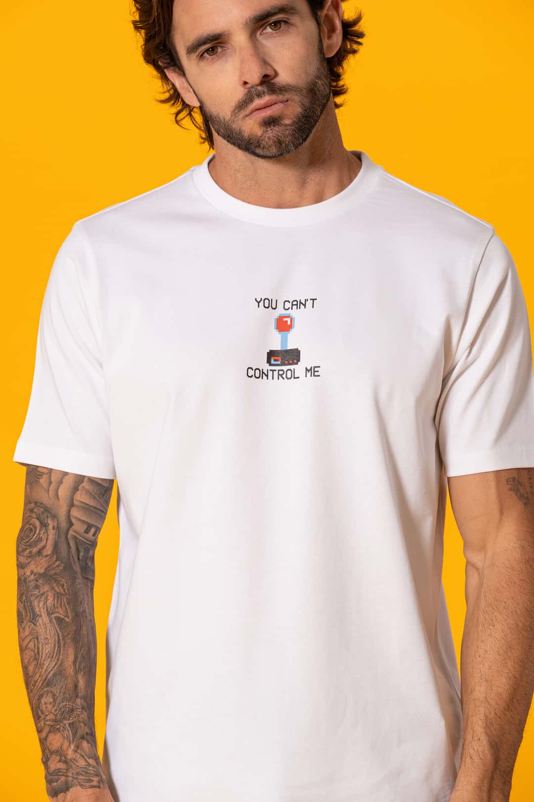 Oyun Kolu Baskılı Beyaz Regular Tişört