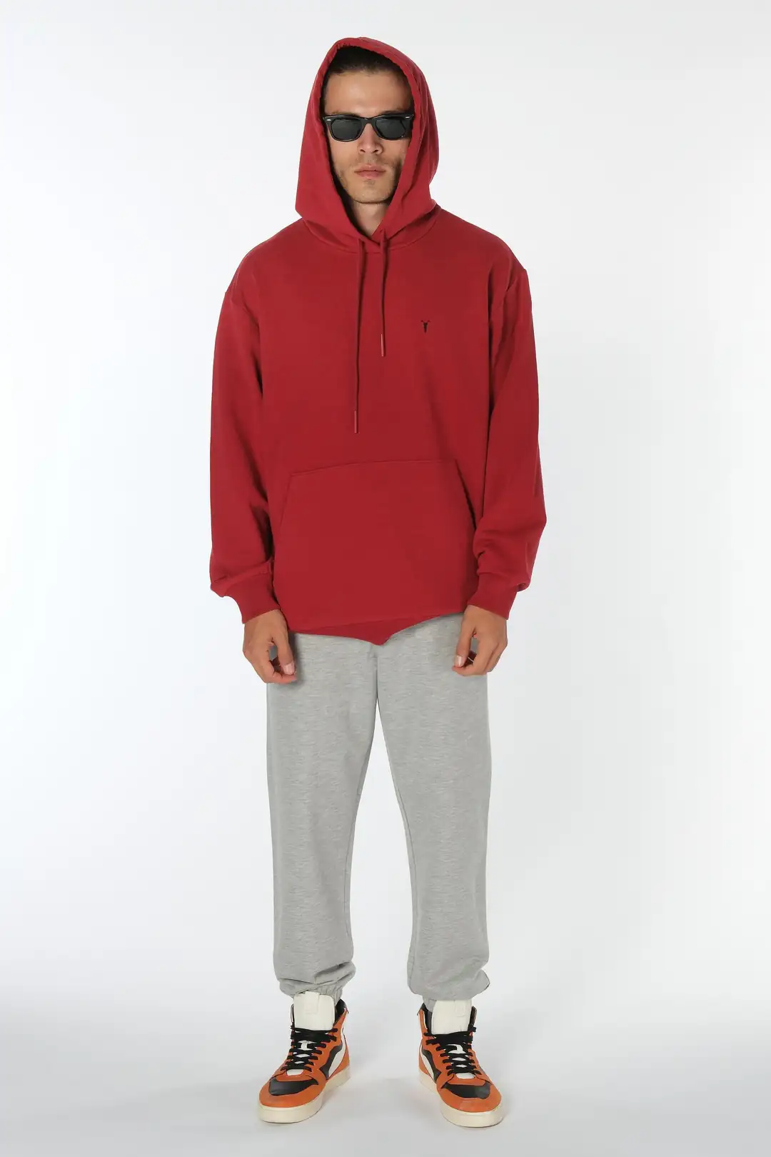 Kapüşonlu Kırmızı Hoodie