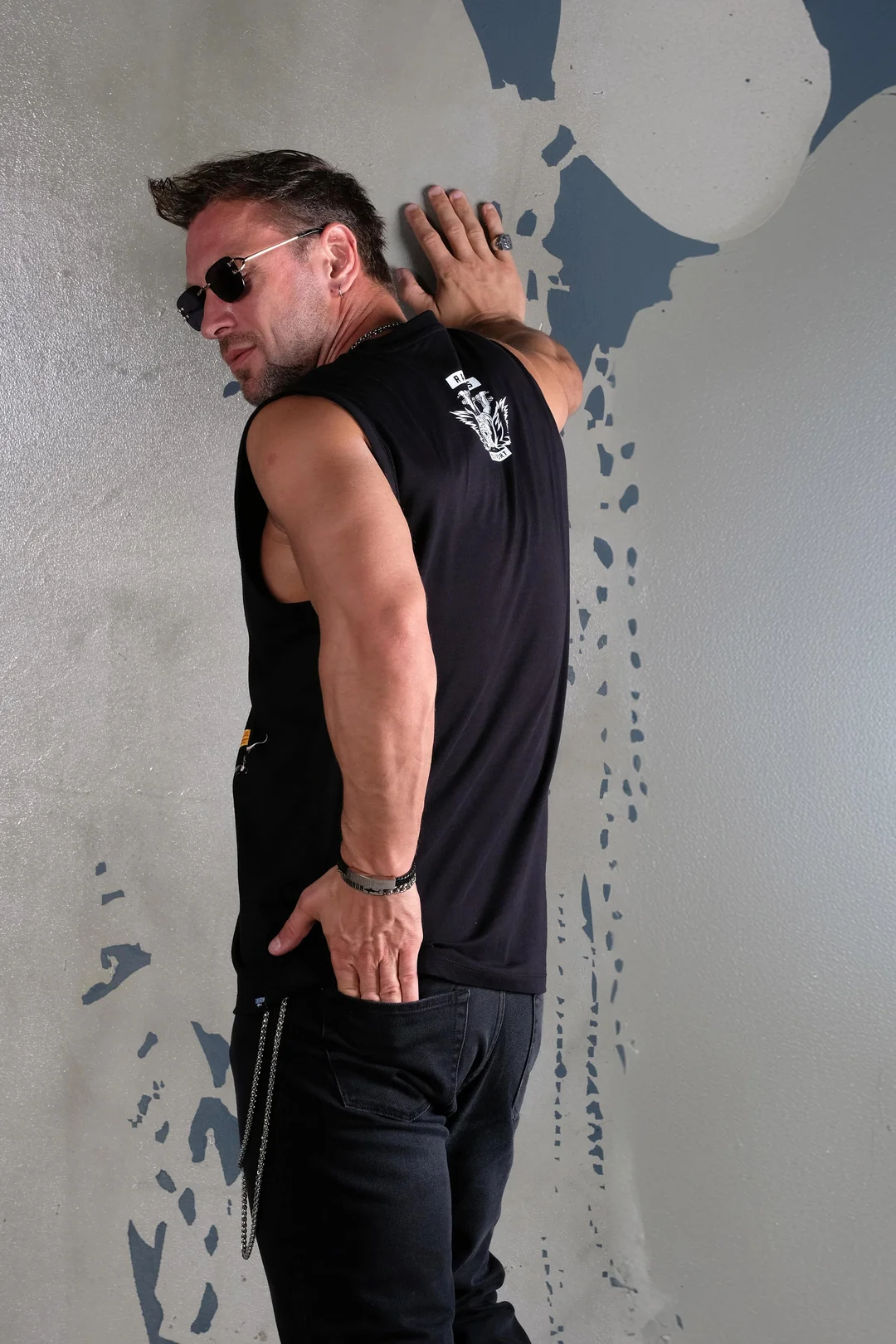 Alev Baskılı Erkek Kolsuz Tişört