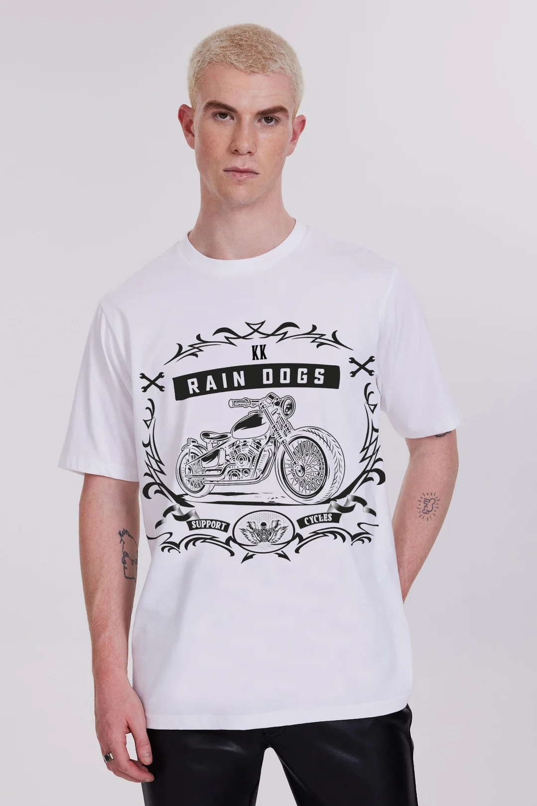 Rain Dogs Motor Baskılı Beyaz Erkek Tişört