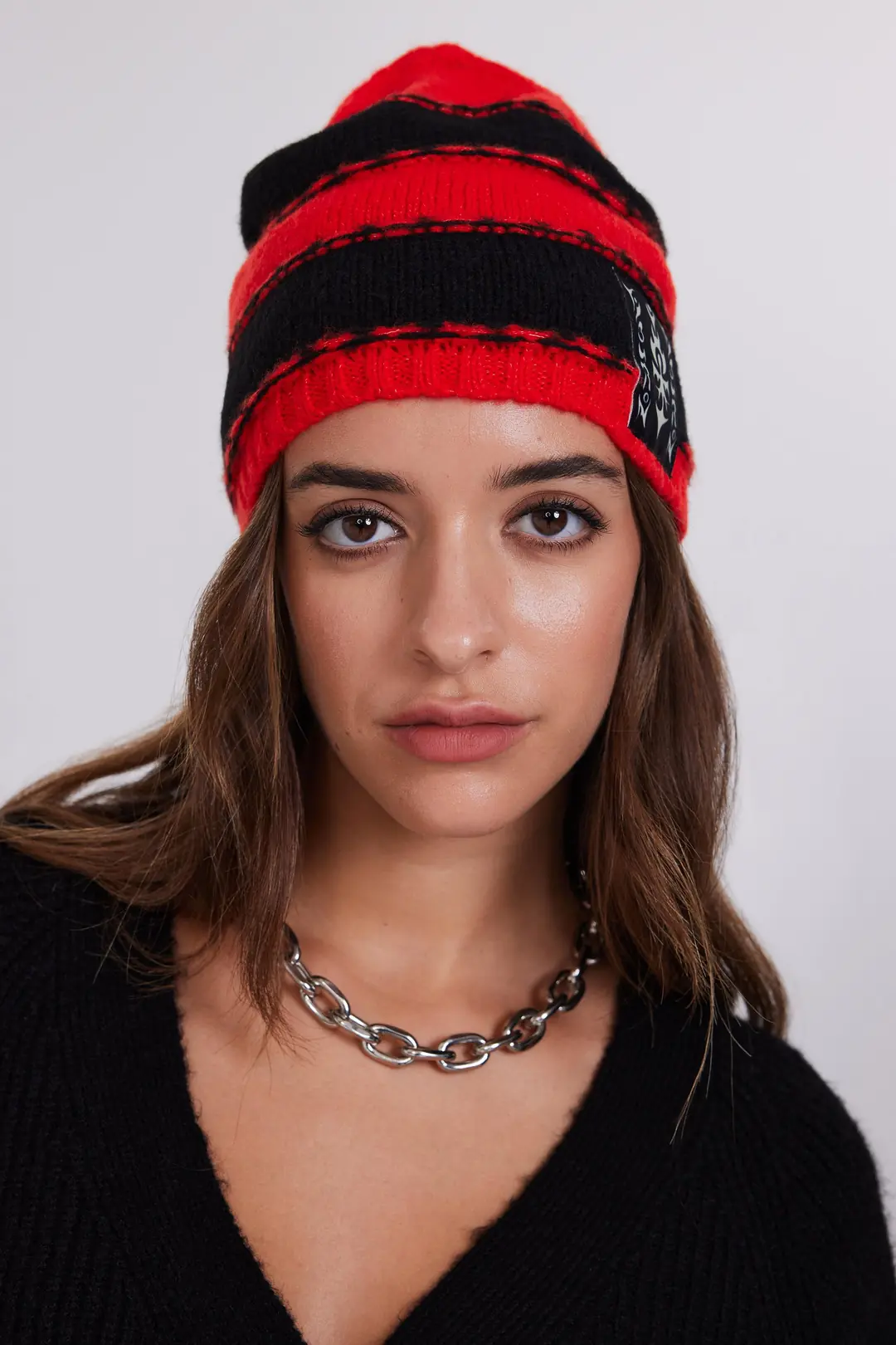 Yama Detaylı Kırmızı Kadın Bere