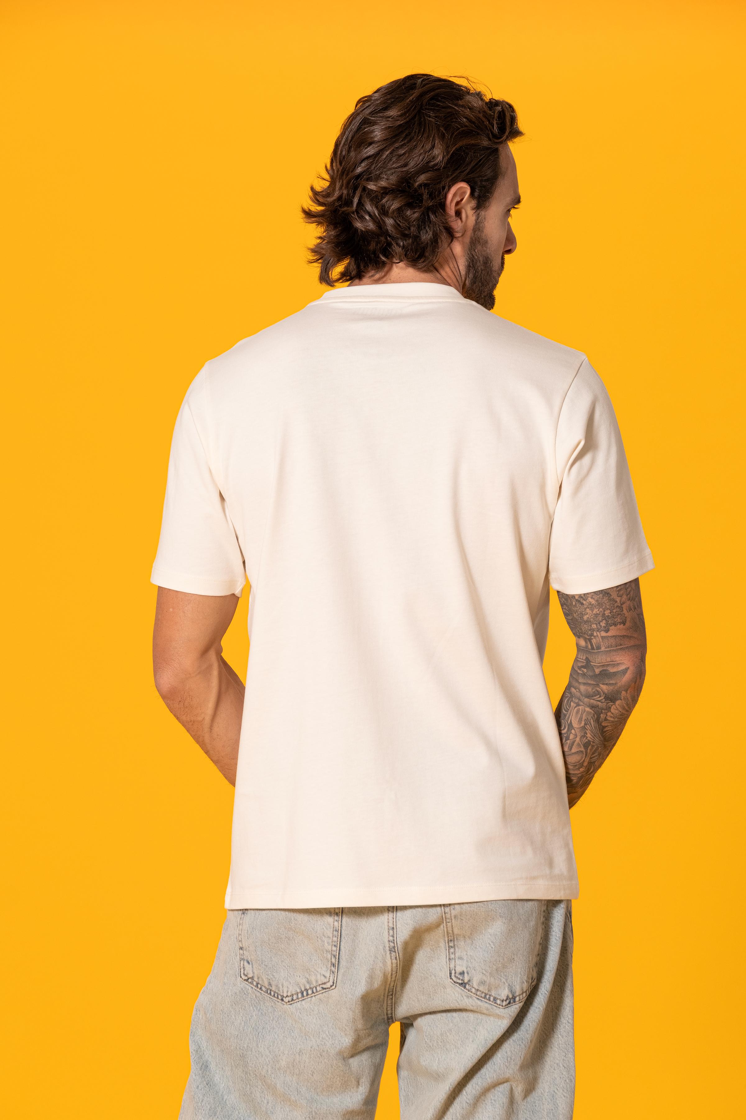 Göğsü Minimal Baskılı Ekru Regular Tişört