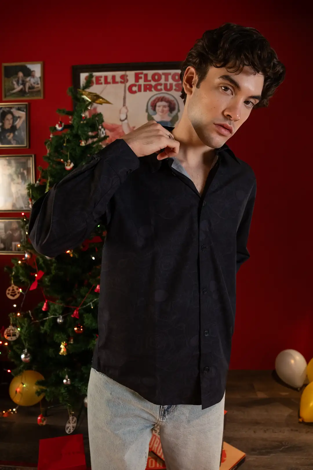 Kuru Kafa Desenli Siyah Rahat Kesim Gömlek