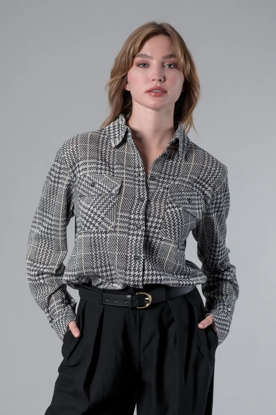 Kazayağı Desenli Gömlek