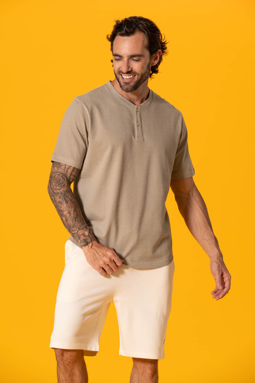 Soluk Yeşil Düğmeli Yaka Tshirt
