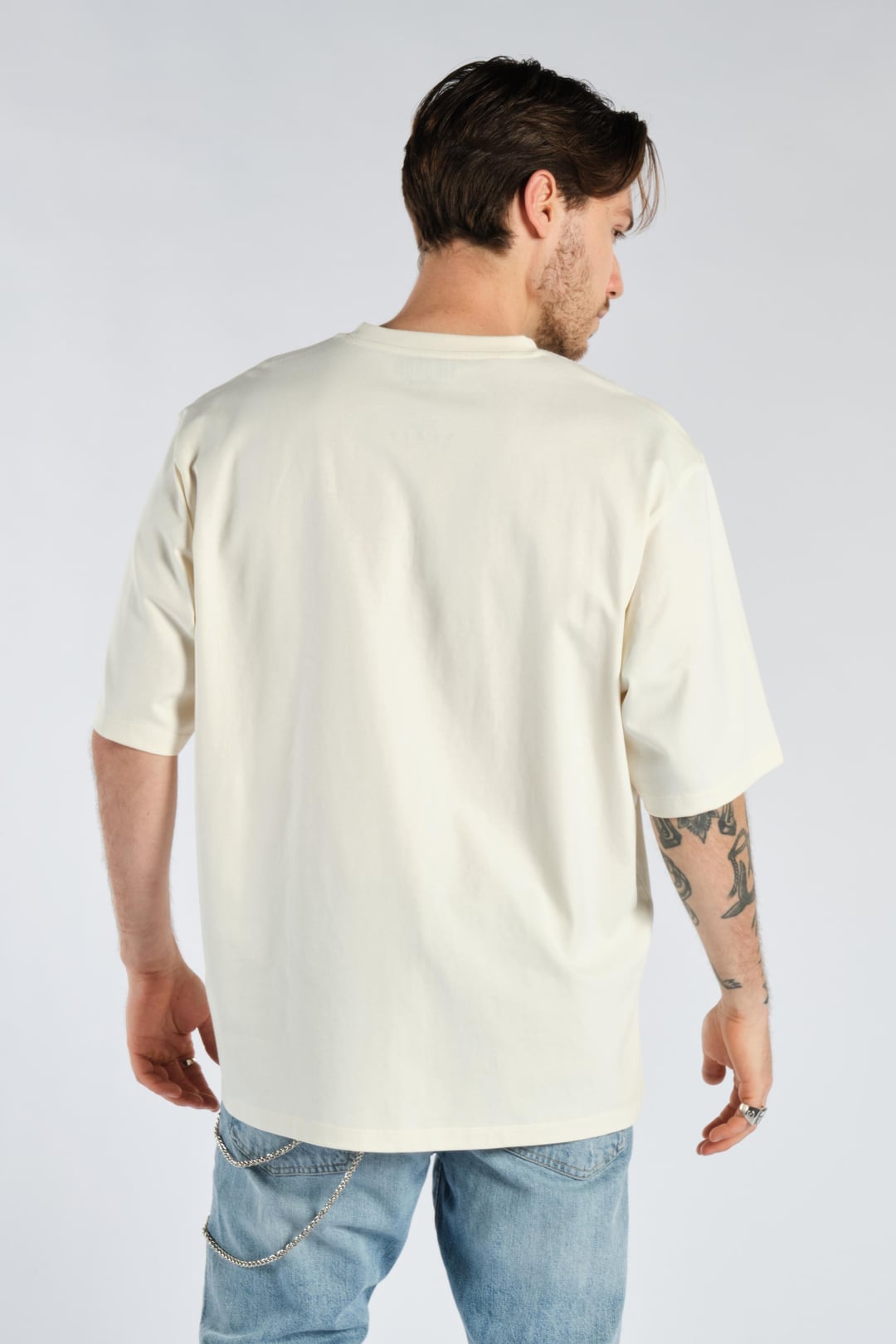 Küçük Baskılı Ekru Erkek Oversize Tişört