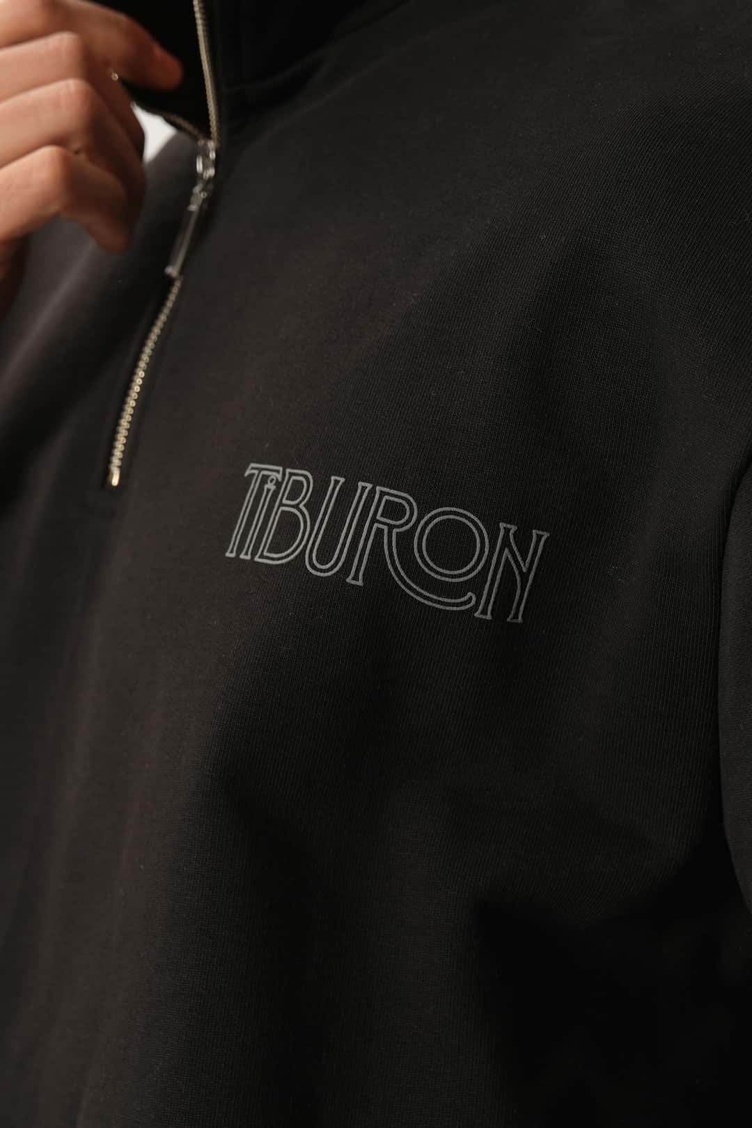 Yarım Fermuarlı Tiburon Siyah Sweatshirt