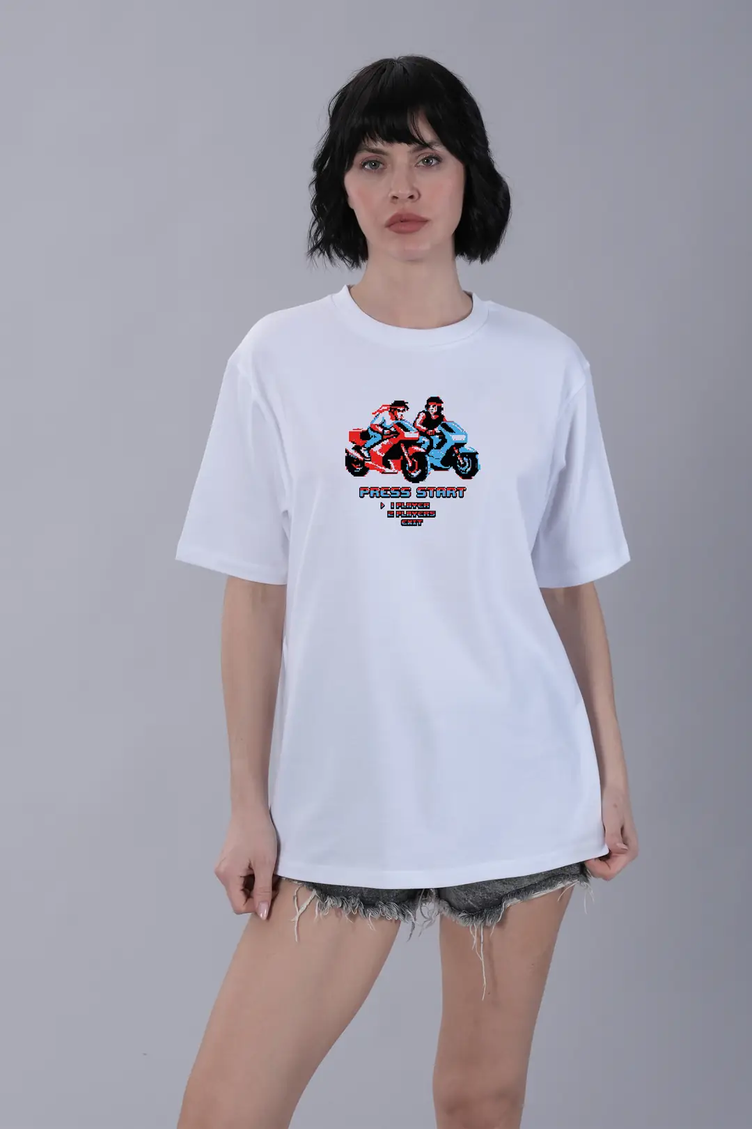 Motor Oyun Tema Baskılı Beyaz Kadın Tişört