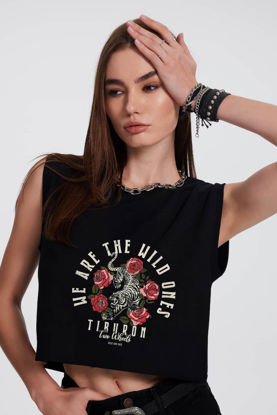 Baskılı Kolsuz Siyah Crop Tişört