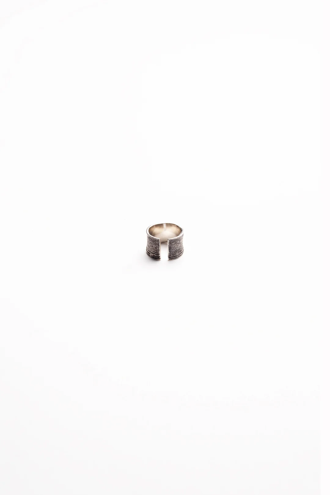 Ayarlanabilir Gümüş Dokulu Yüzük