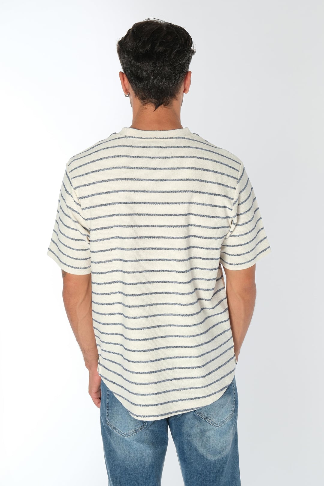 Çizgili Düğmeli Yaka Tshirt