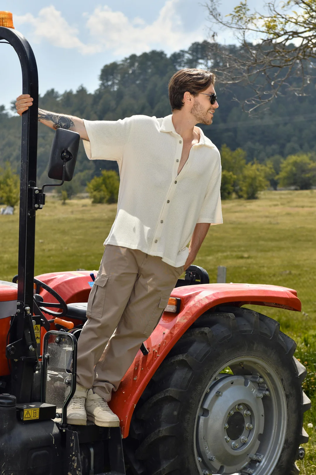 Triko Dokulu Ekru Kısa Kollu Erkek Gömlek