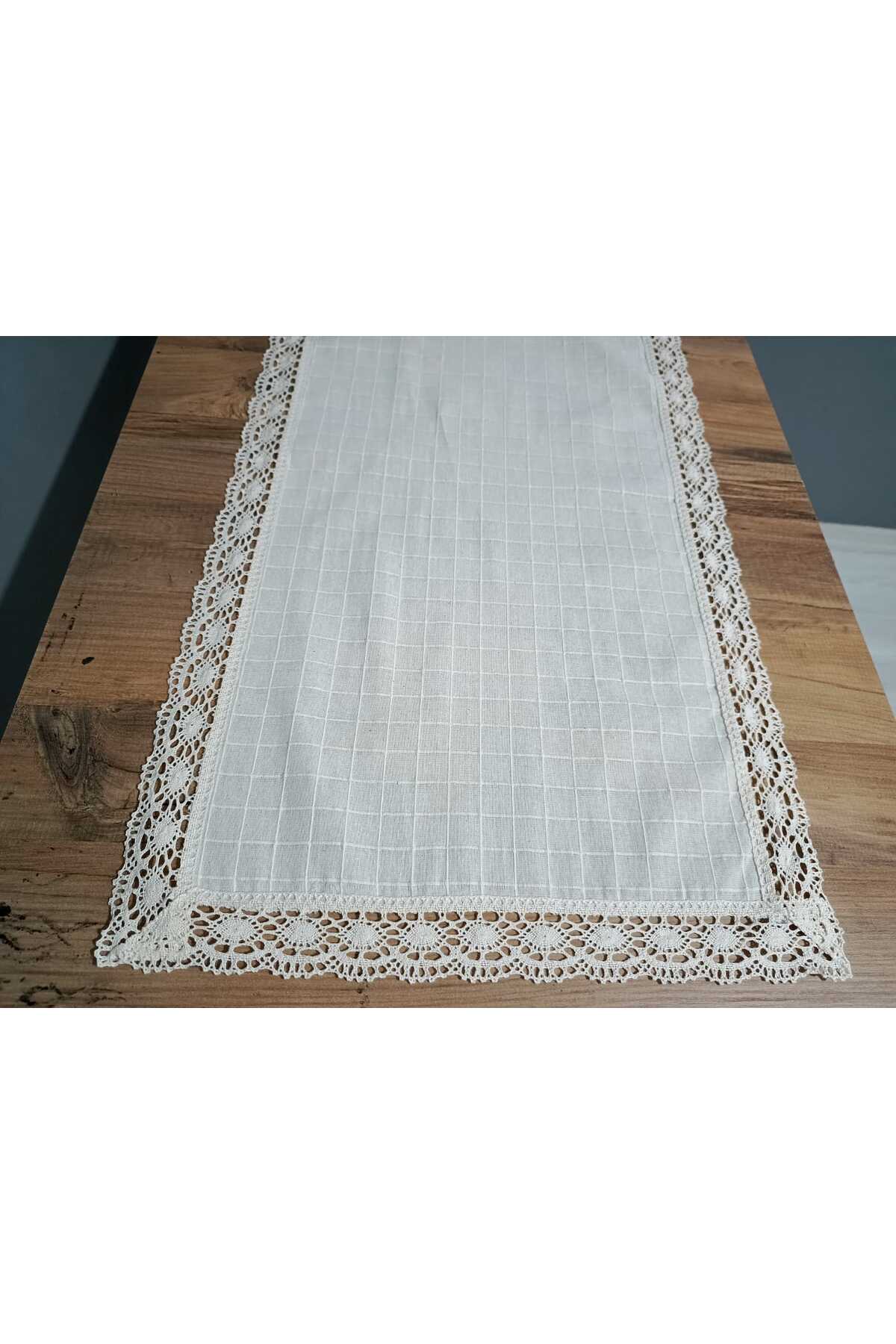 4 Kenar Badem Dantelli Monika Runner 50x150