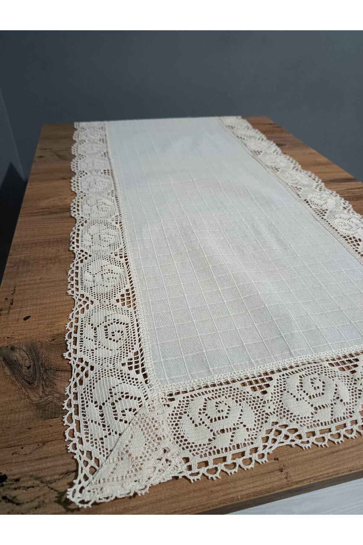 4 Kenar Gül Dantelli Monika Runner 40x110