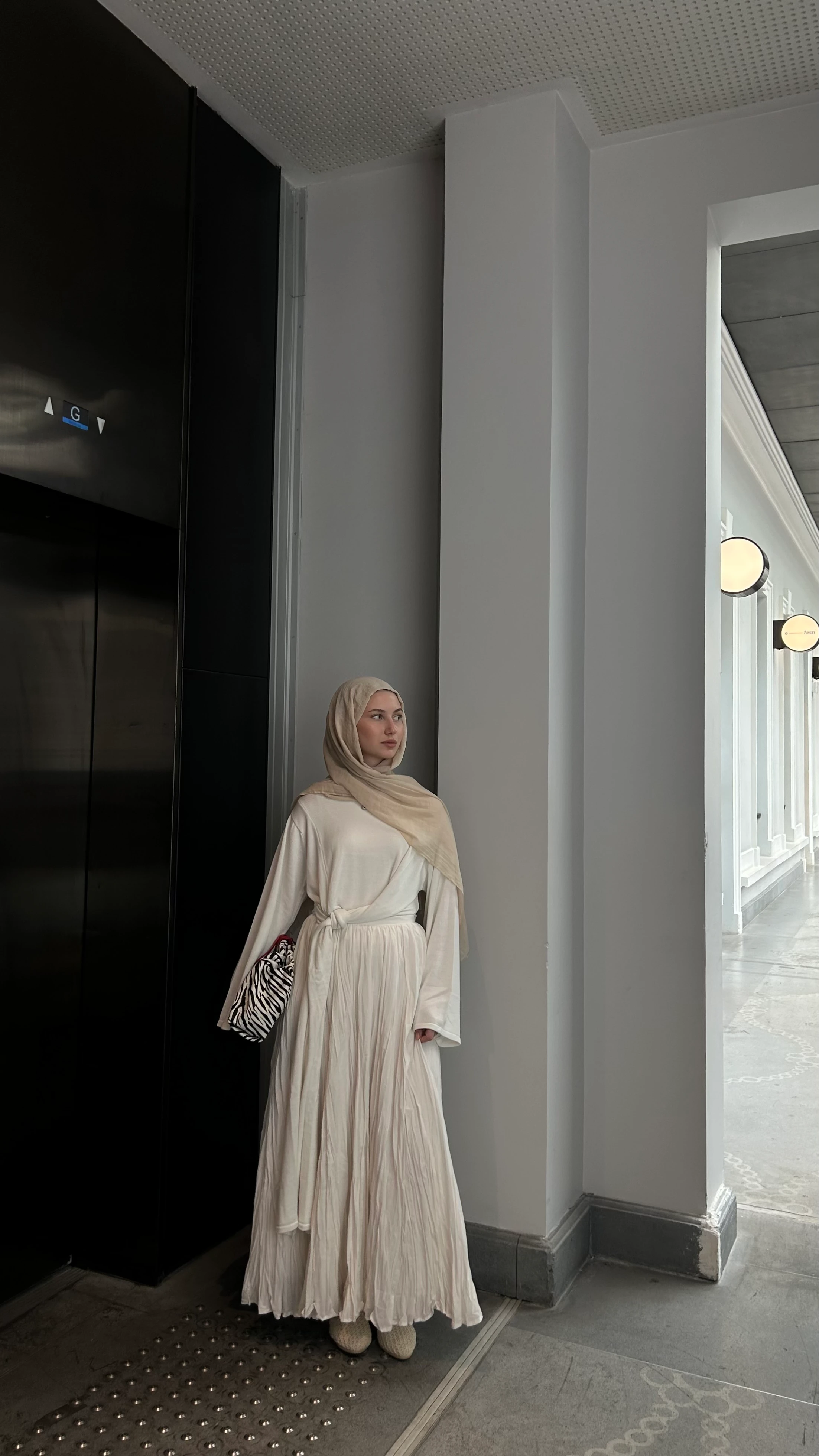 Bella Triko Kazak Ekru