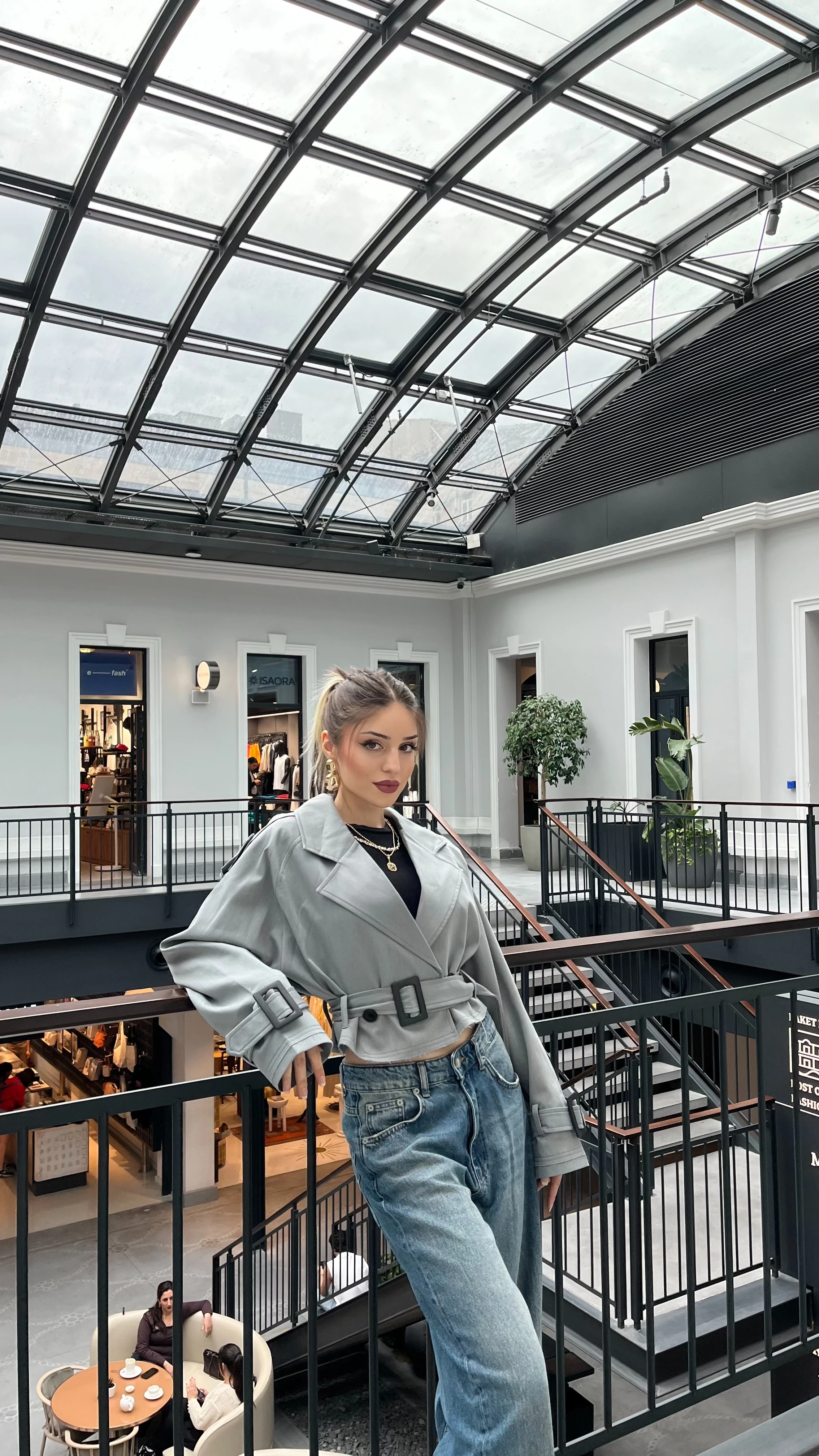 Açık Gri Kısa Trençkot