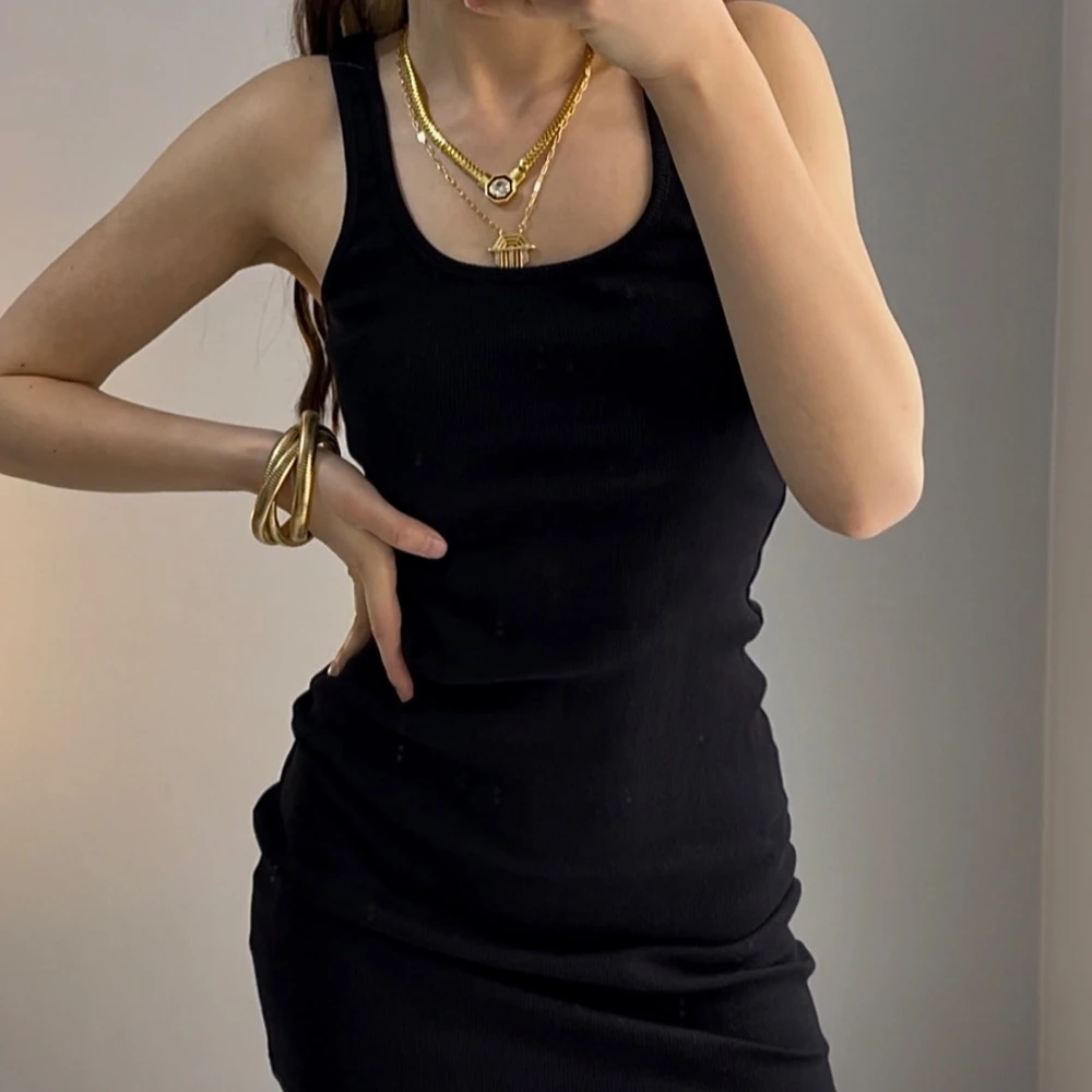 Askılı Siyah Elbise