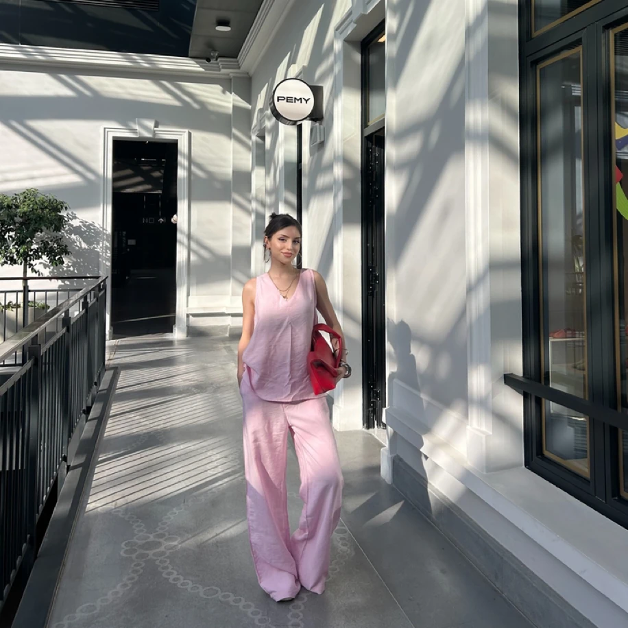 Kalın Askılı Pembe Bluz Takım