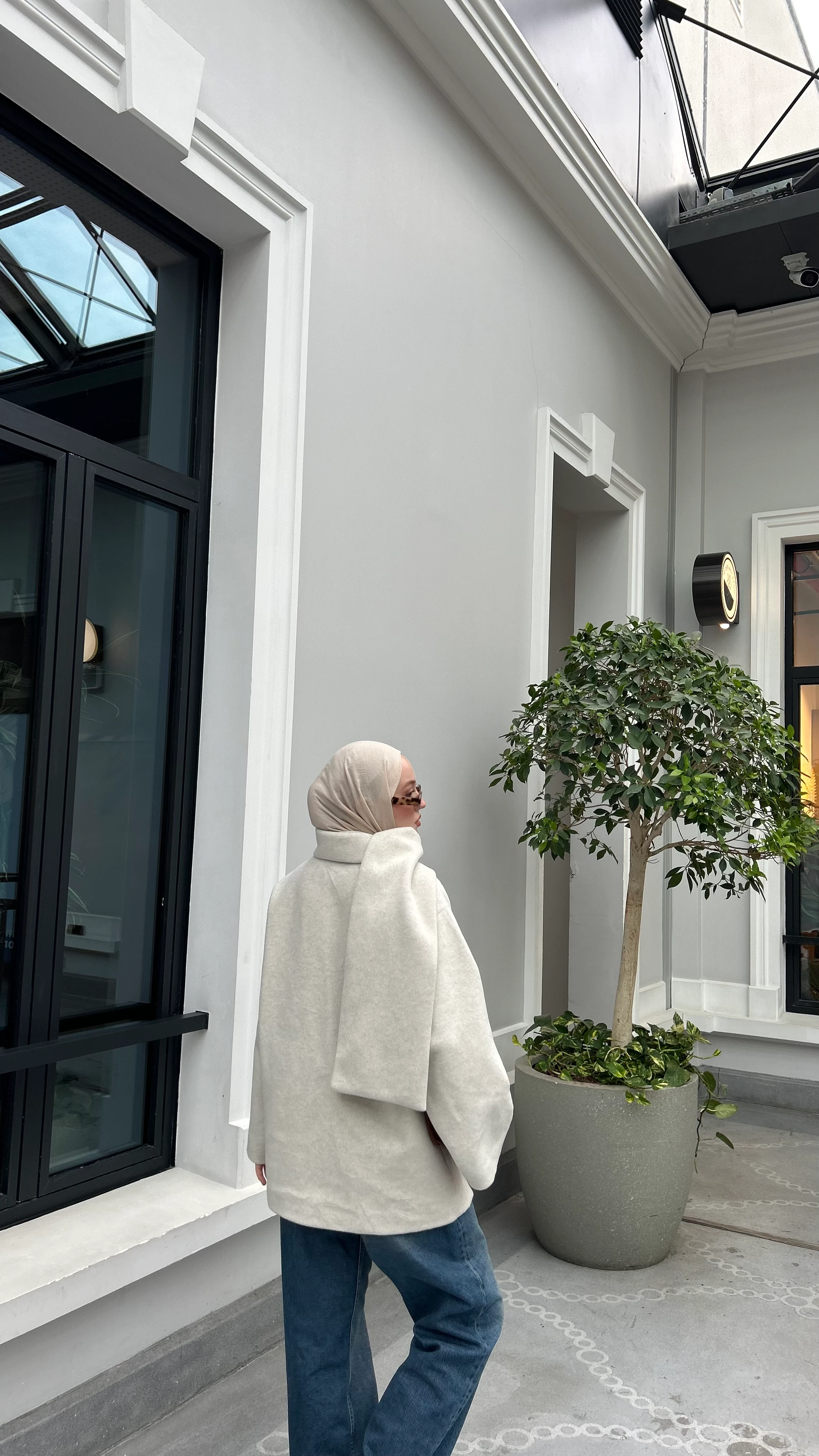 Atkılı Kaşe Kaban-Bej