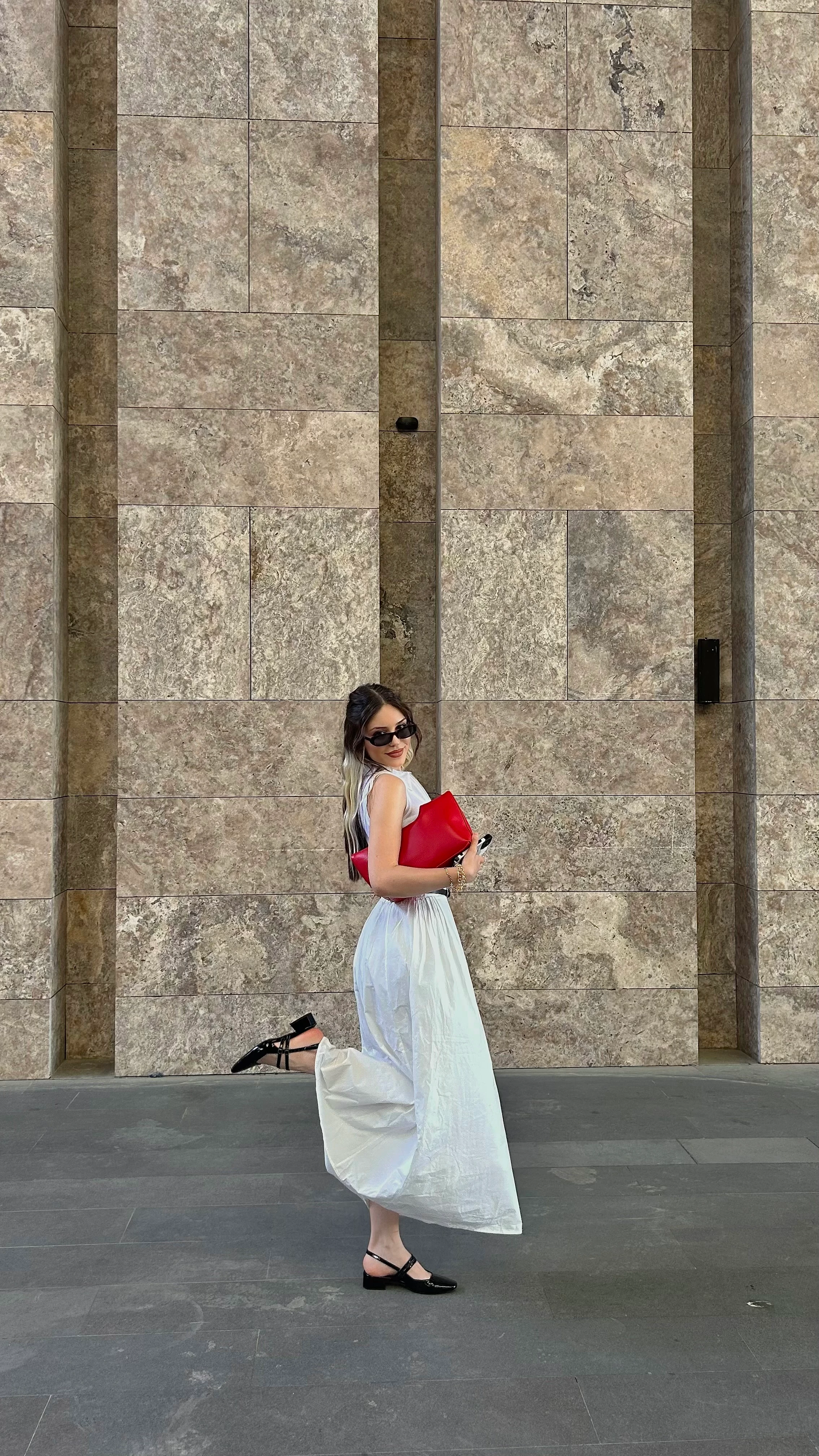 Rhea Köprü Detay Uzun Ekru Etek