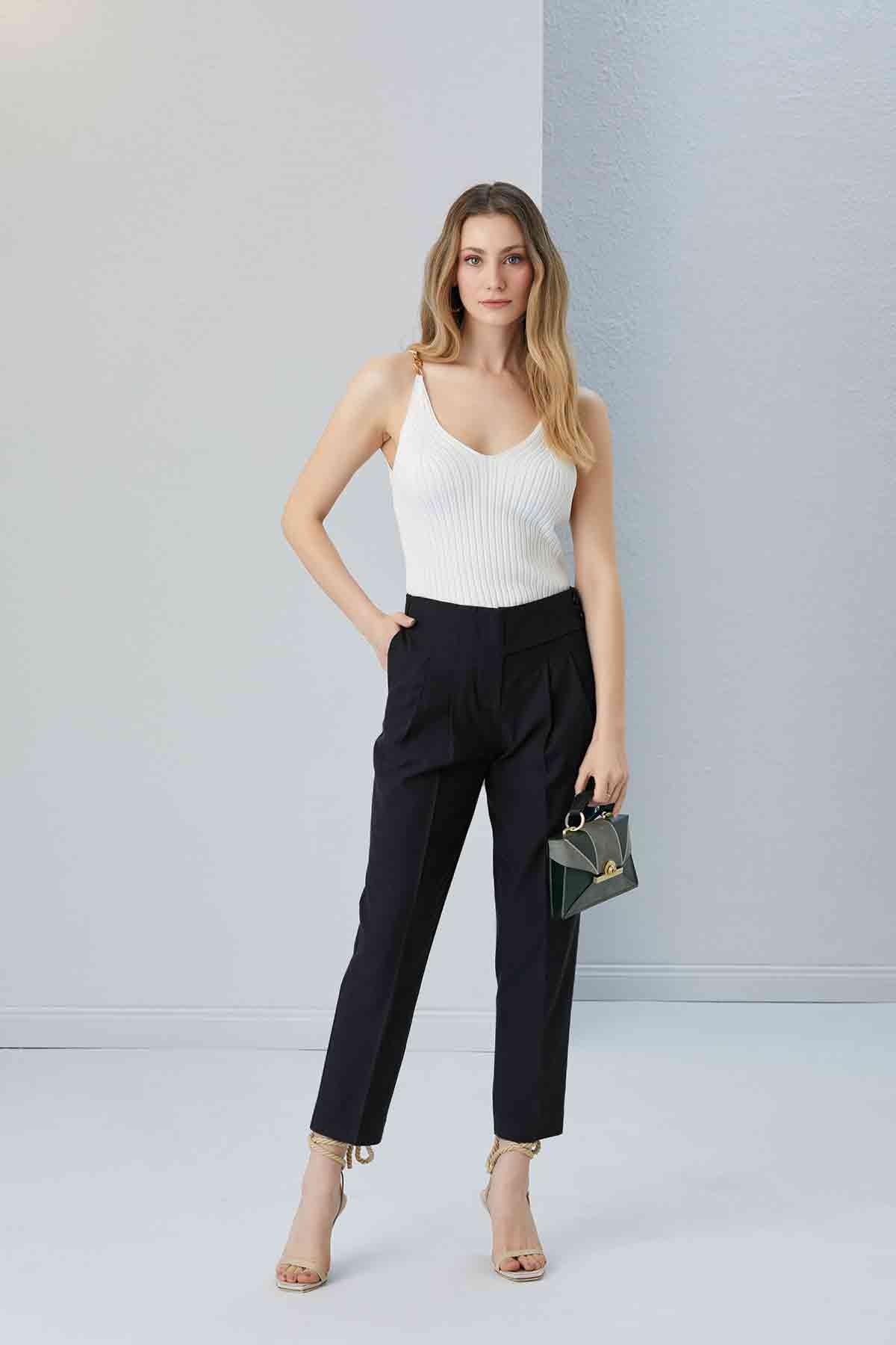 AİNA BLACK TROUSERS