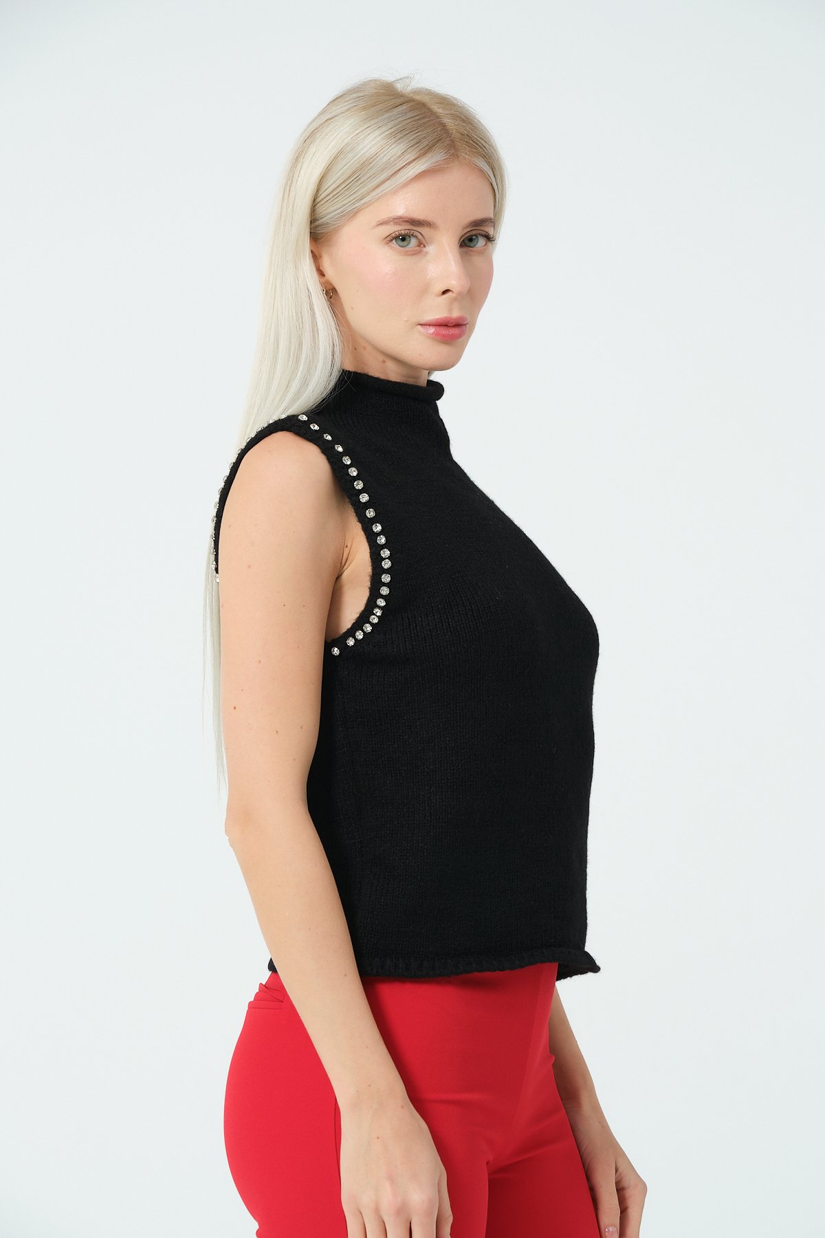 NELLIE BLACK BLOUSE