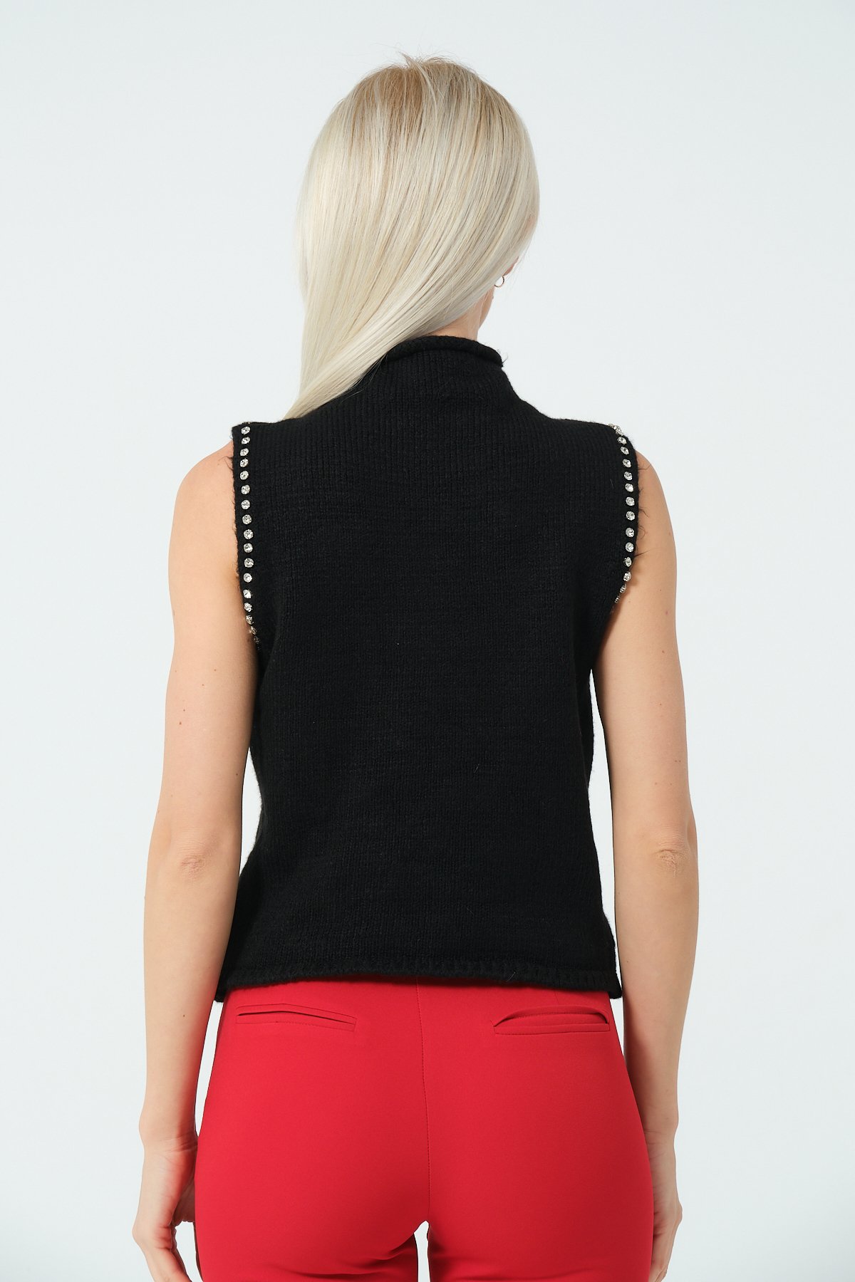 NELLIE BLACK BLOUSE