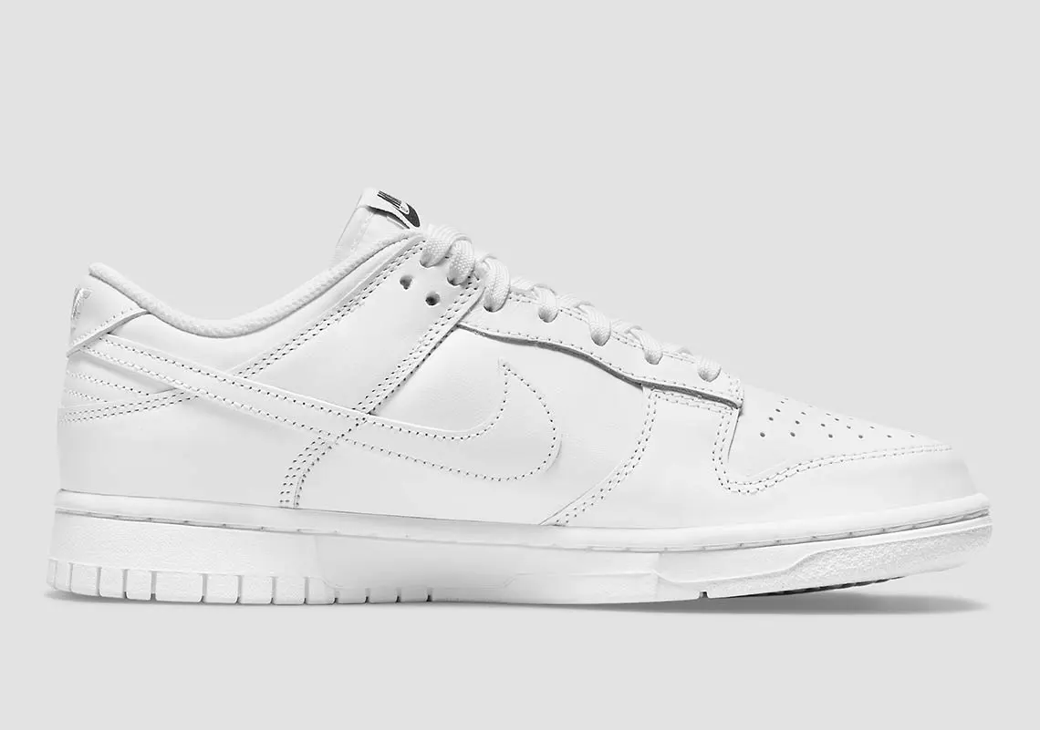 Dunk Low Triple White
