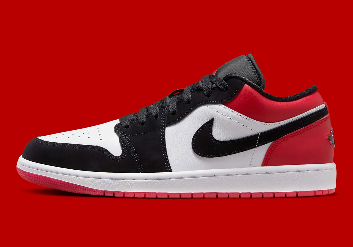 Jordan 1  Low Black Toe