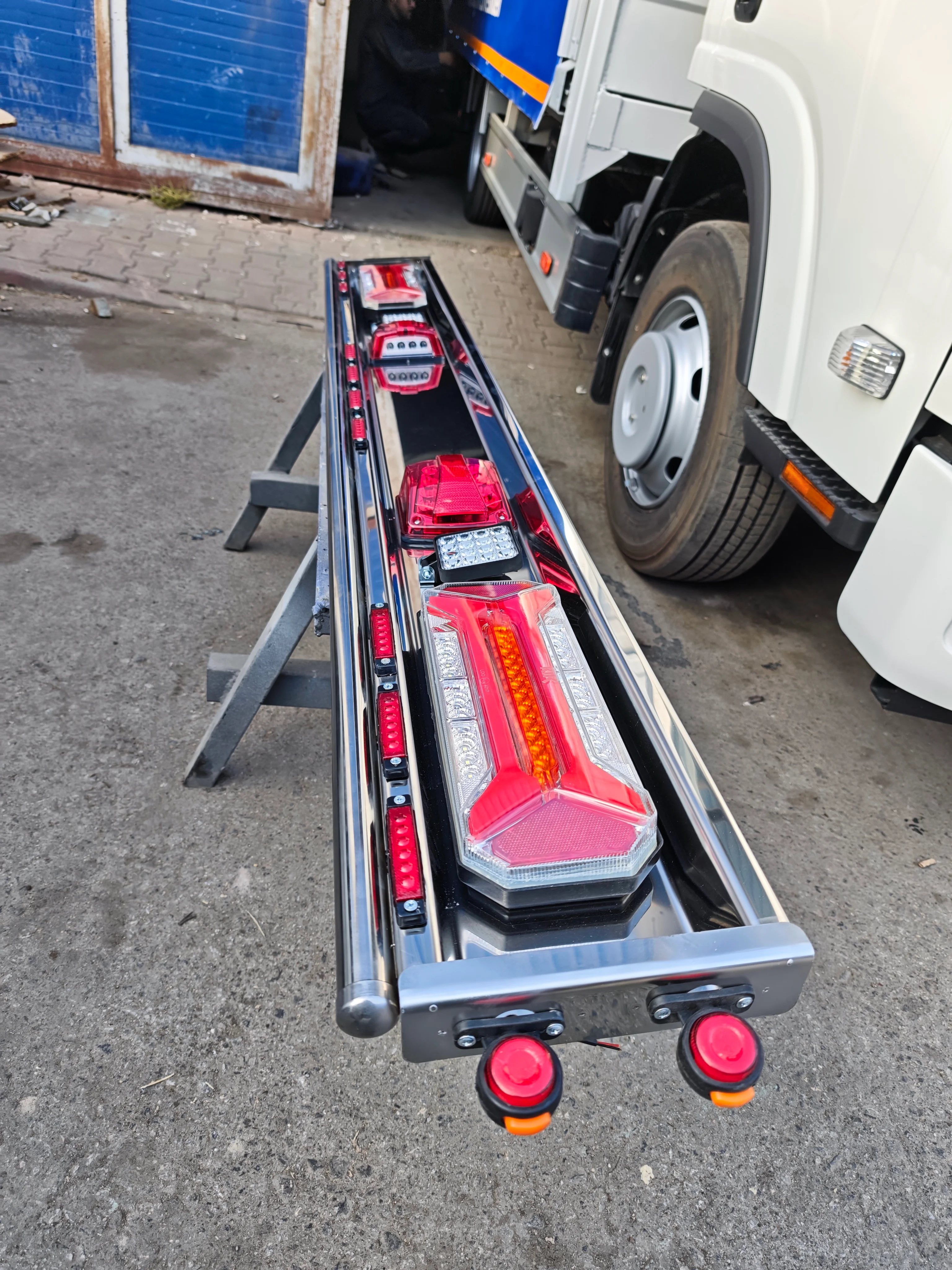 KAMYON KAMYONET DORSE TREYLER KROM TAMPON (TÜM AYDINLATMA ÜRÜNLERİ DAHİL DOLU SET, TIR VE AĞIR VASITALARA UYUMLU)