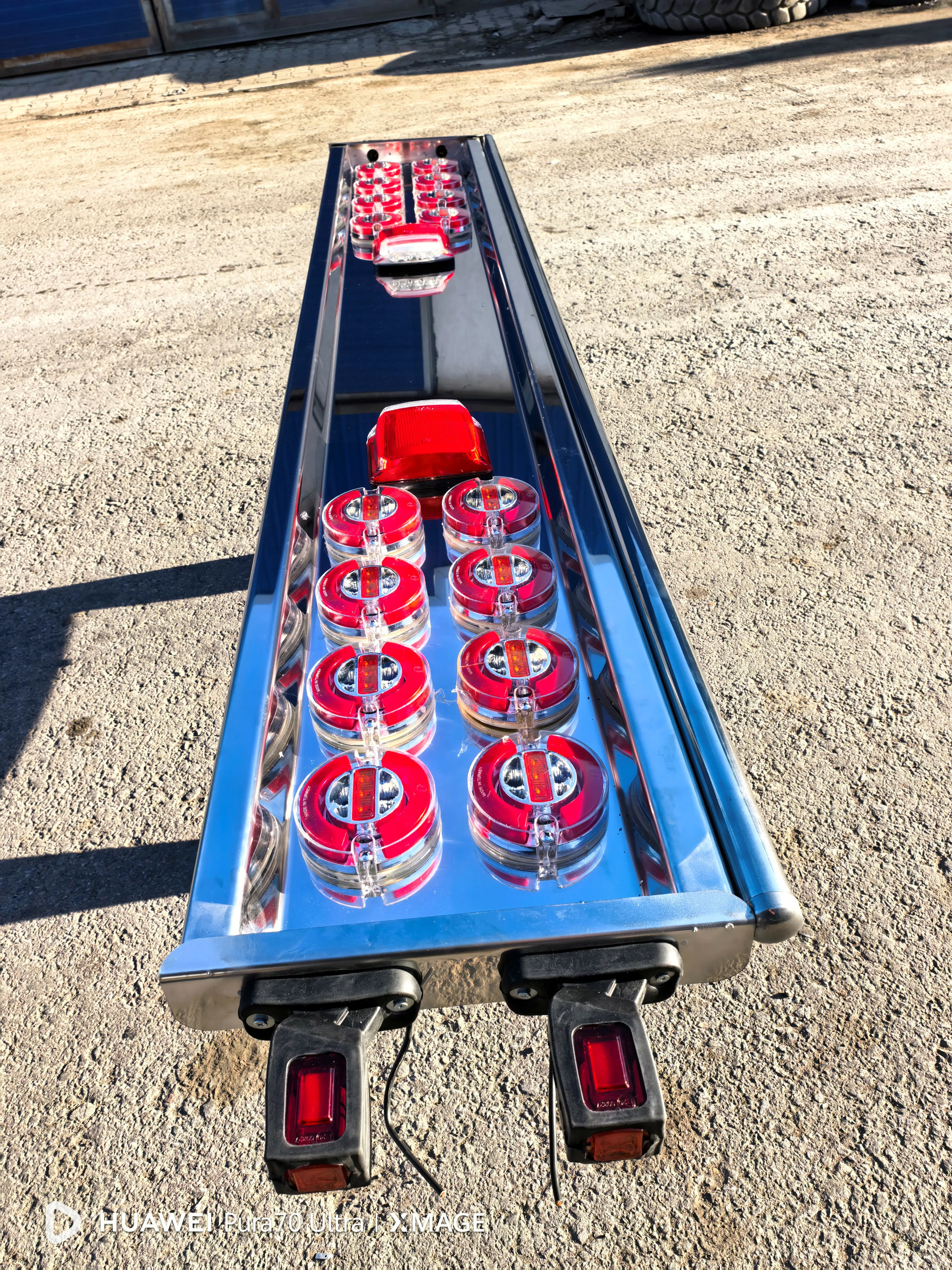 Kamyon ve Kamyonetlere Uyumlu Mini Çiftli Borulu Krom Tampon (Tüm Aydınlatma Ürünleri Dahil)