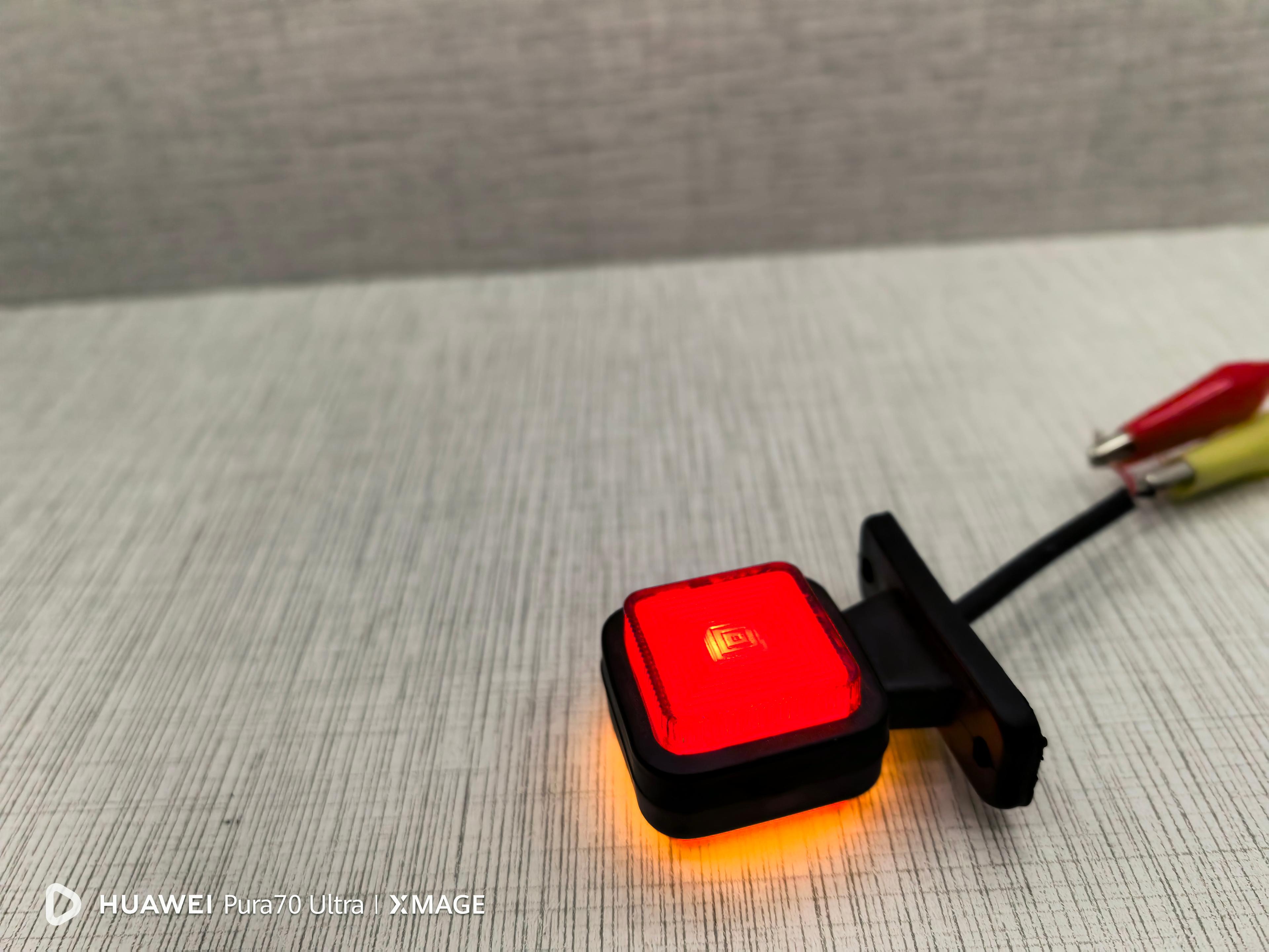 Neon Mini Takoz Lamba Kare Kırmızı - Sarı 12-24V