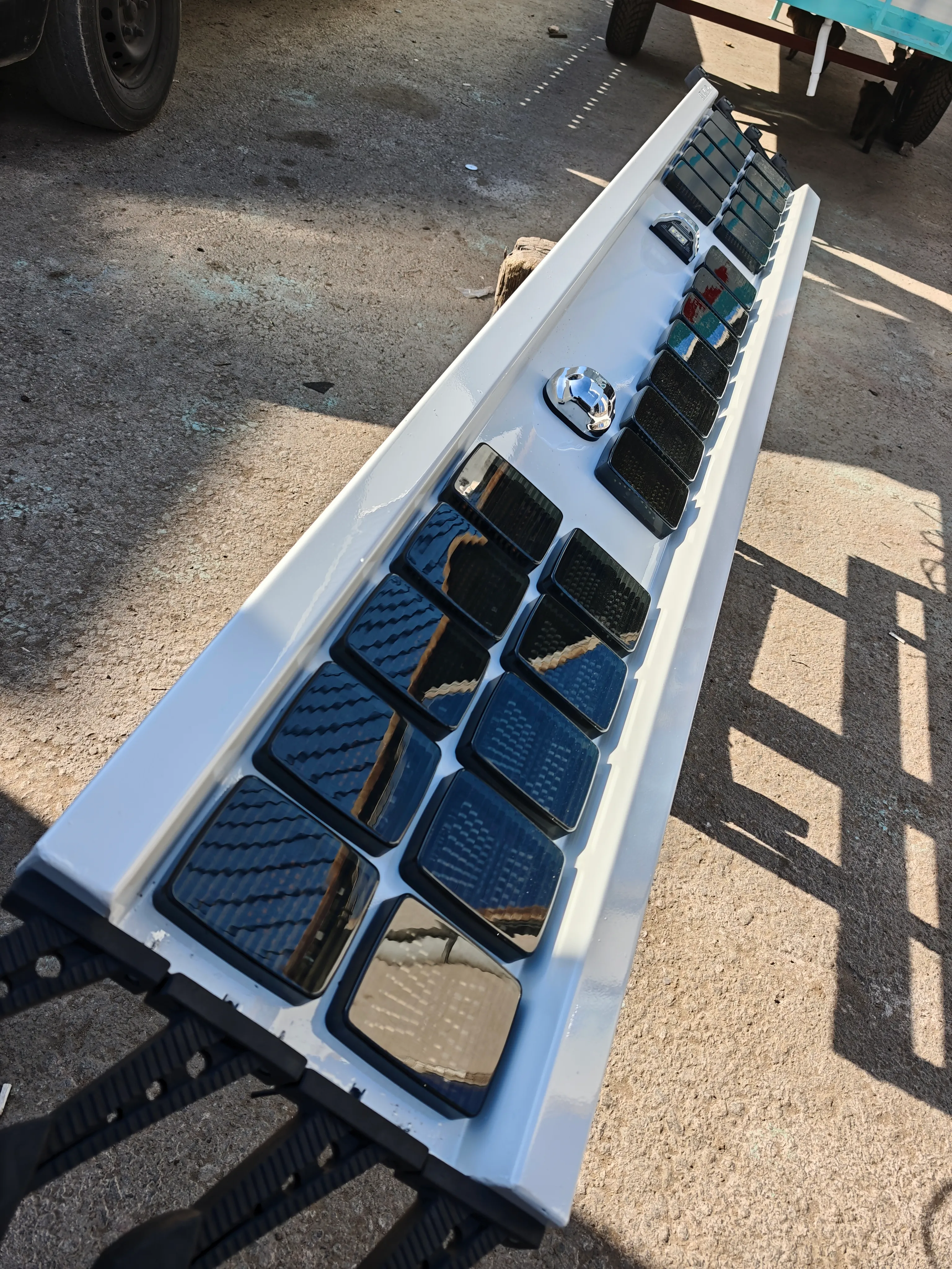 Hollanda Stili Tampon Beyaz Renk (Tüm Aydınlatma Ürünleri Dahil ''Stop Lambaları Notto Markalıdır'')