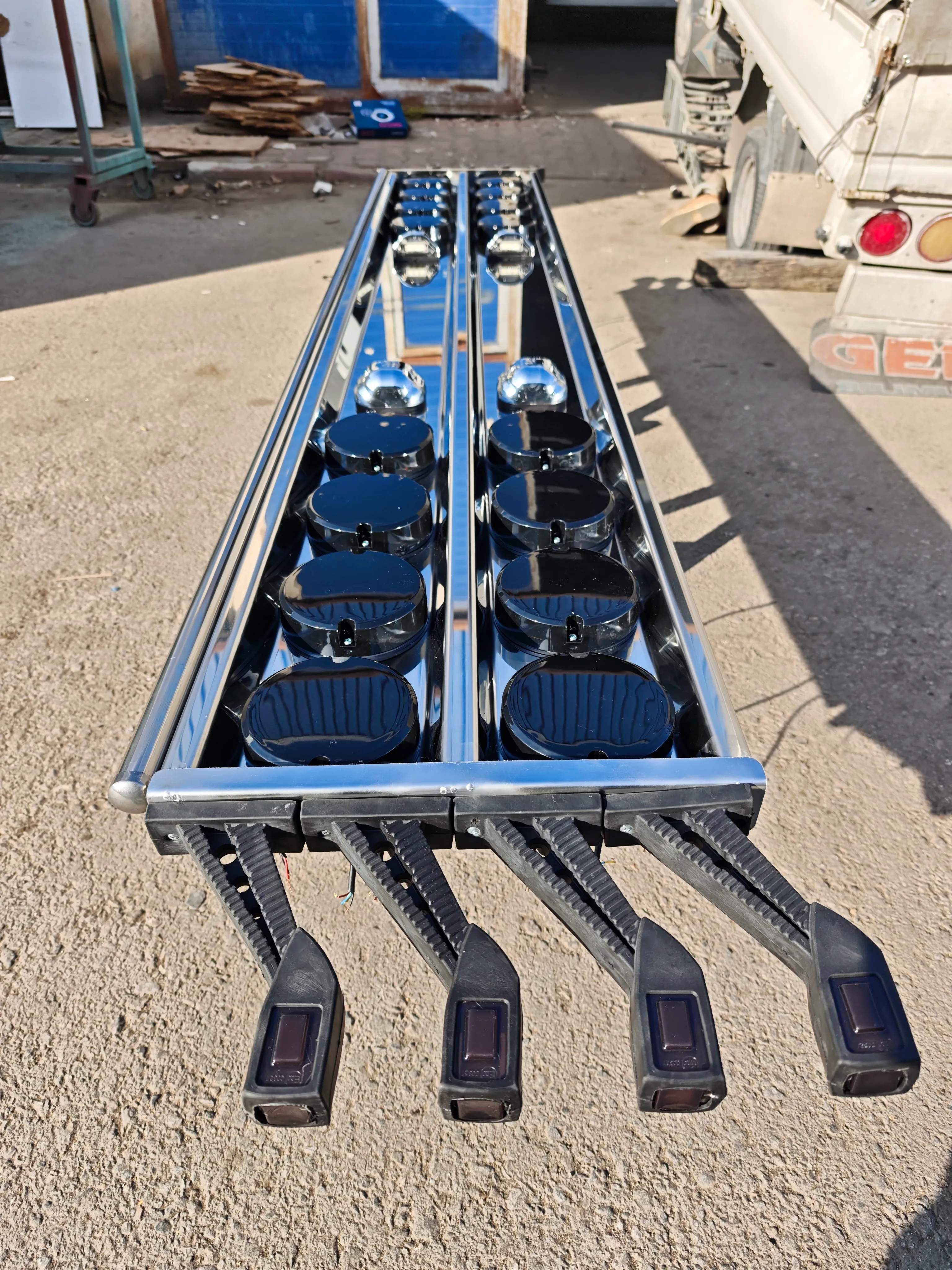 DORSE TREYLER KROM TAMPON (TÜM AYDINLATMA ÜRÜNLERİ DAHİL DOLU SET, TIR VE AĞIR VASITALARA UYUMLU)