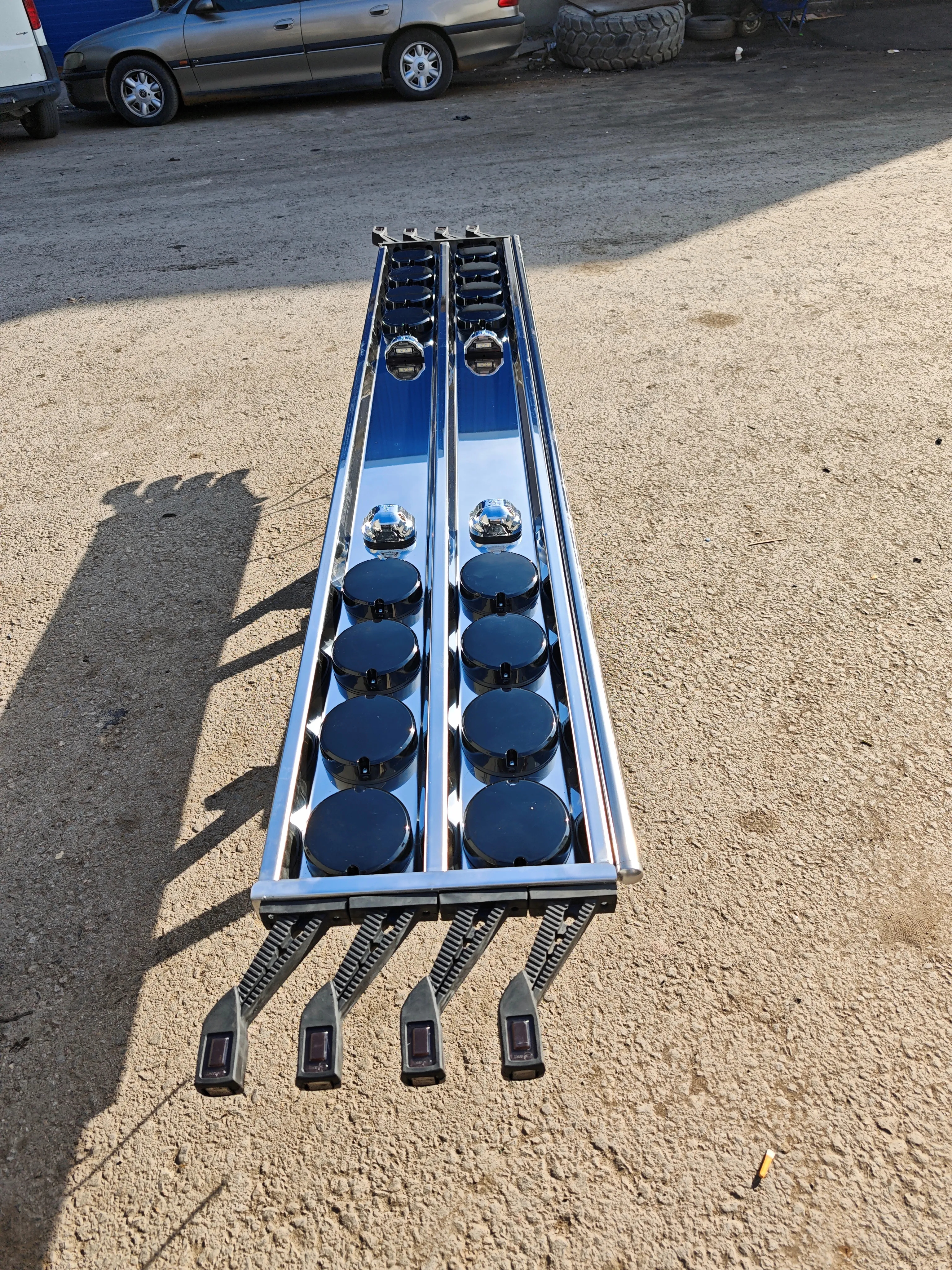 DORSE TREYLER KROM TAMPON (TÜM AYDINLATMA ÜRÜNLERİ DAHİL DOLU SET, TIR VE AĞIR VASITALARA UYUMLU)