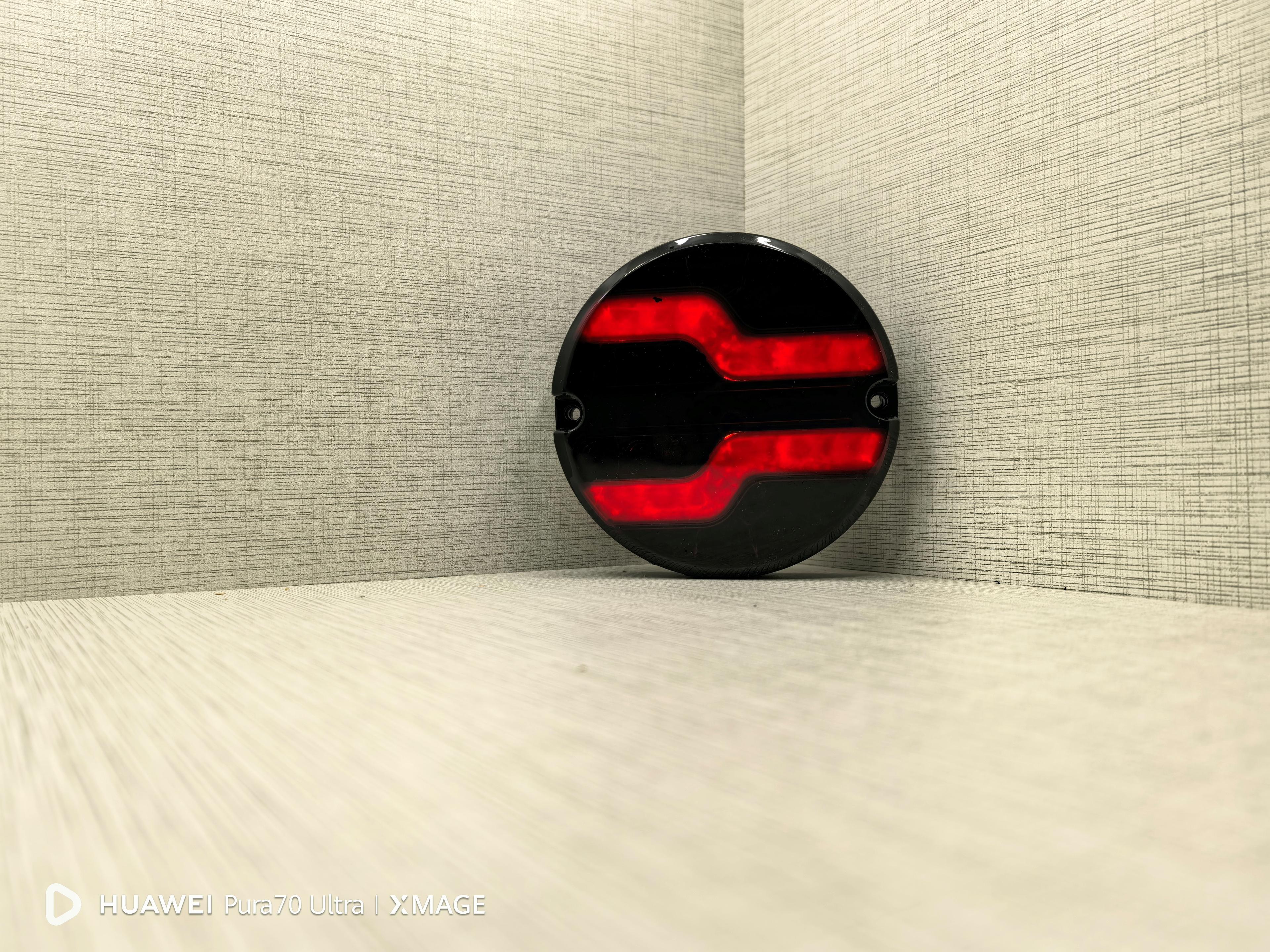 Neon LED Hamburger Stop Lamba Y Model Siyah Cam 12V