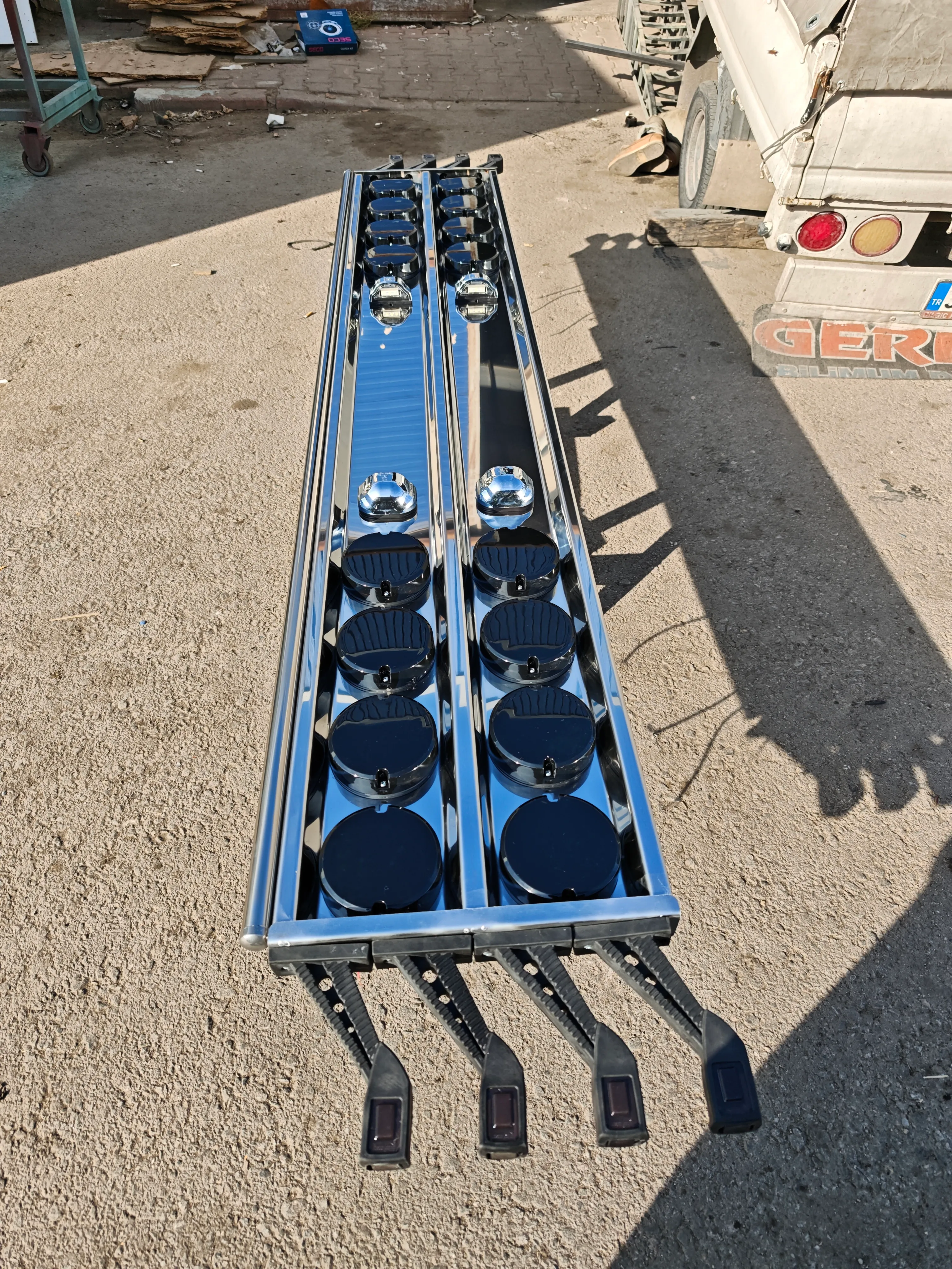 DORSE TREYLER KROM TAMPON (TÜM AYDINLATMA ÜRÜNLERİ DAHİL DOLU SET, TIR VE AĞIR VASITALARA UYUMLU)