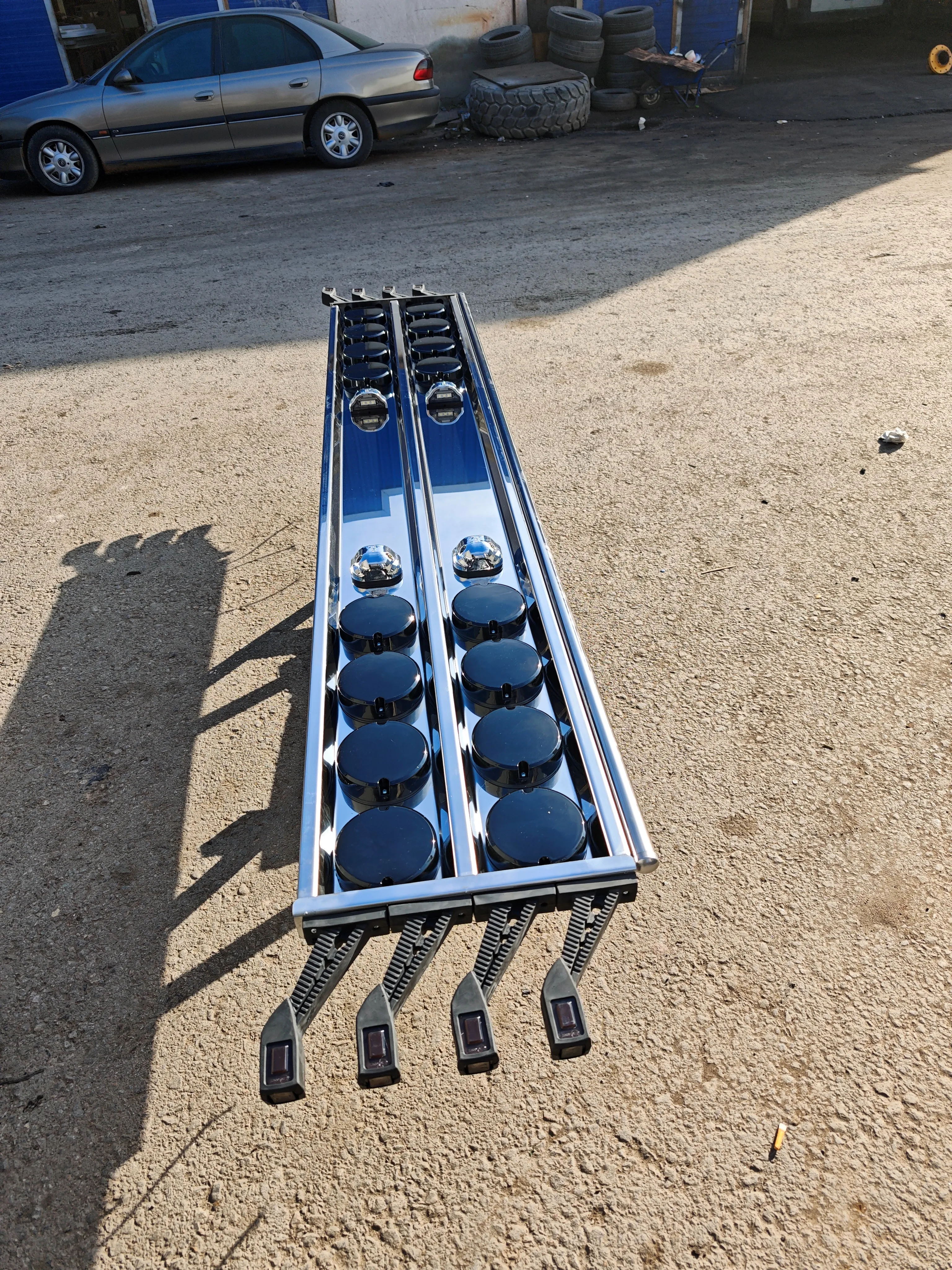 DORSE TREYLER KROM TAMPON (TÜM AYDINLATMA ÜRÜNLERİ DAHİL DOLU SET, TIR VE AĞIR VASITALARA UYUMLU)