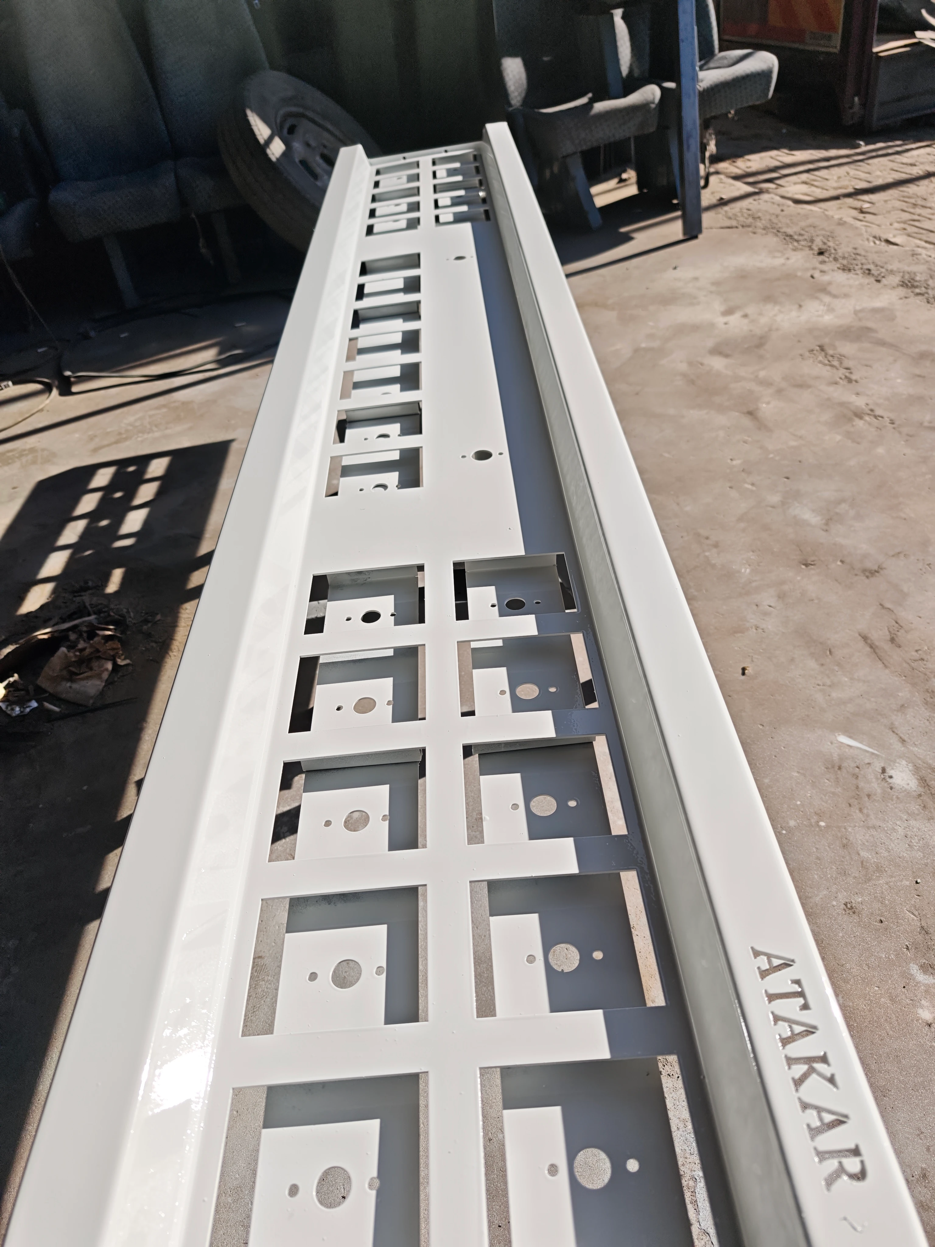 Hollanda Stili Tampon Beyaz Renk (Tüm Aydınlatma Ürünleri Dahil ''Stop Lambaları Notto Markalıdır'')